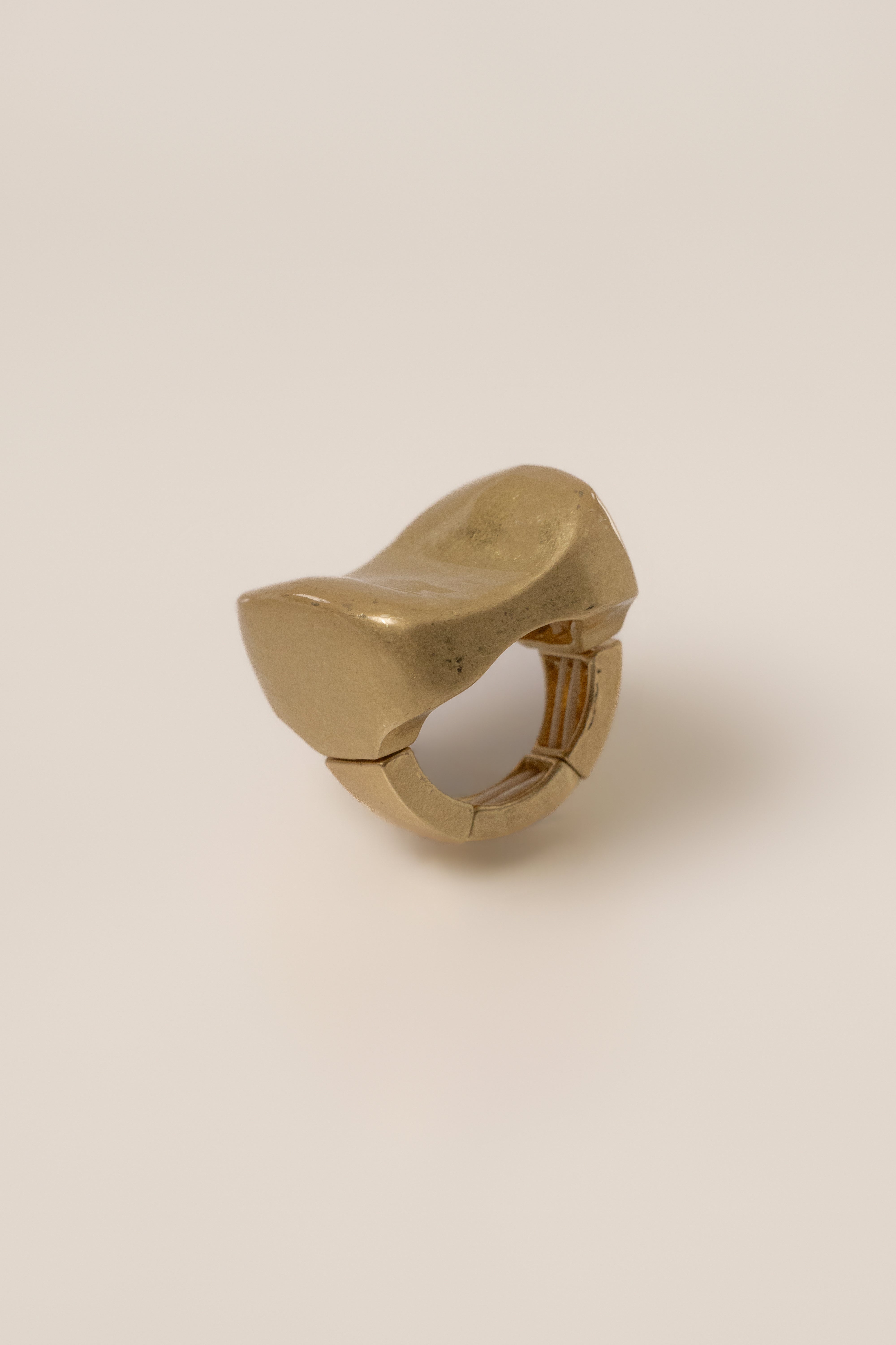 Gold Antonella Ring - JLUXLABEL