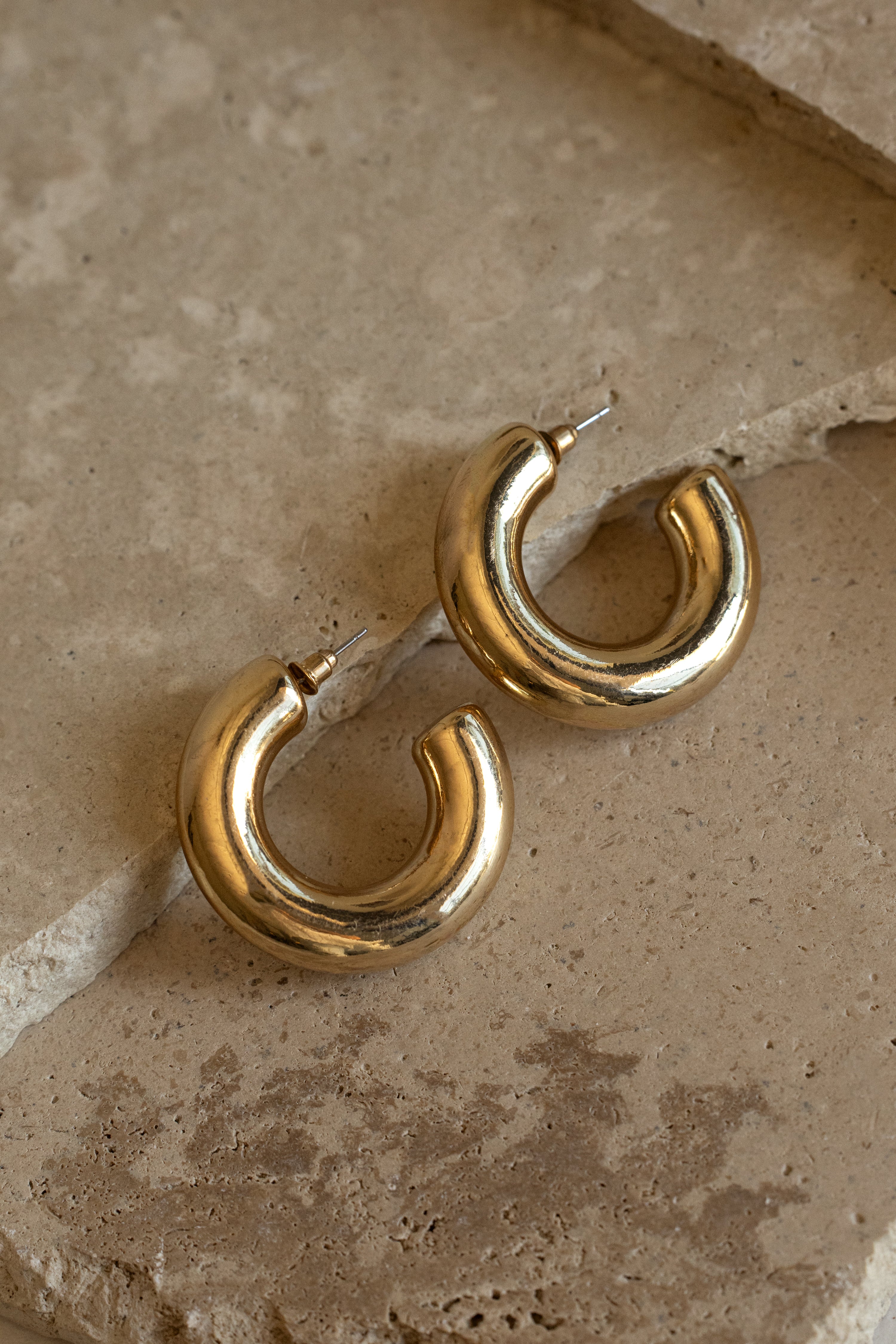 Gold Reia Hoop Earrings | JLUXLABEL
