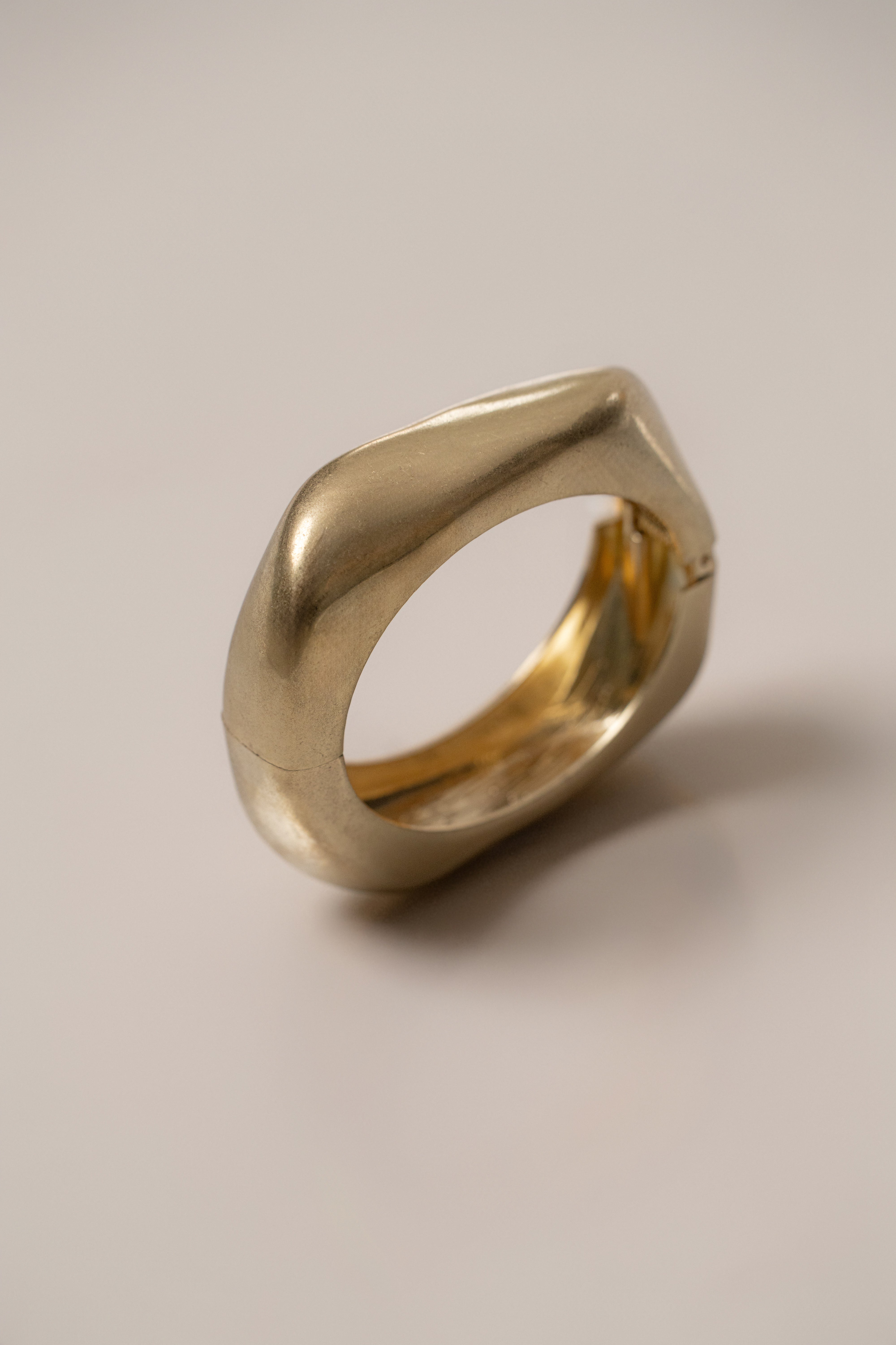 Gold Ivanna Hinge Bracelet