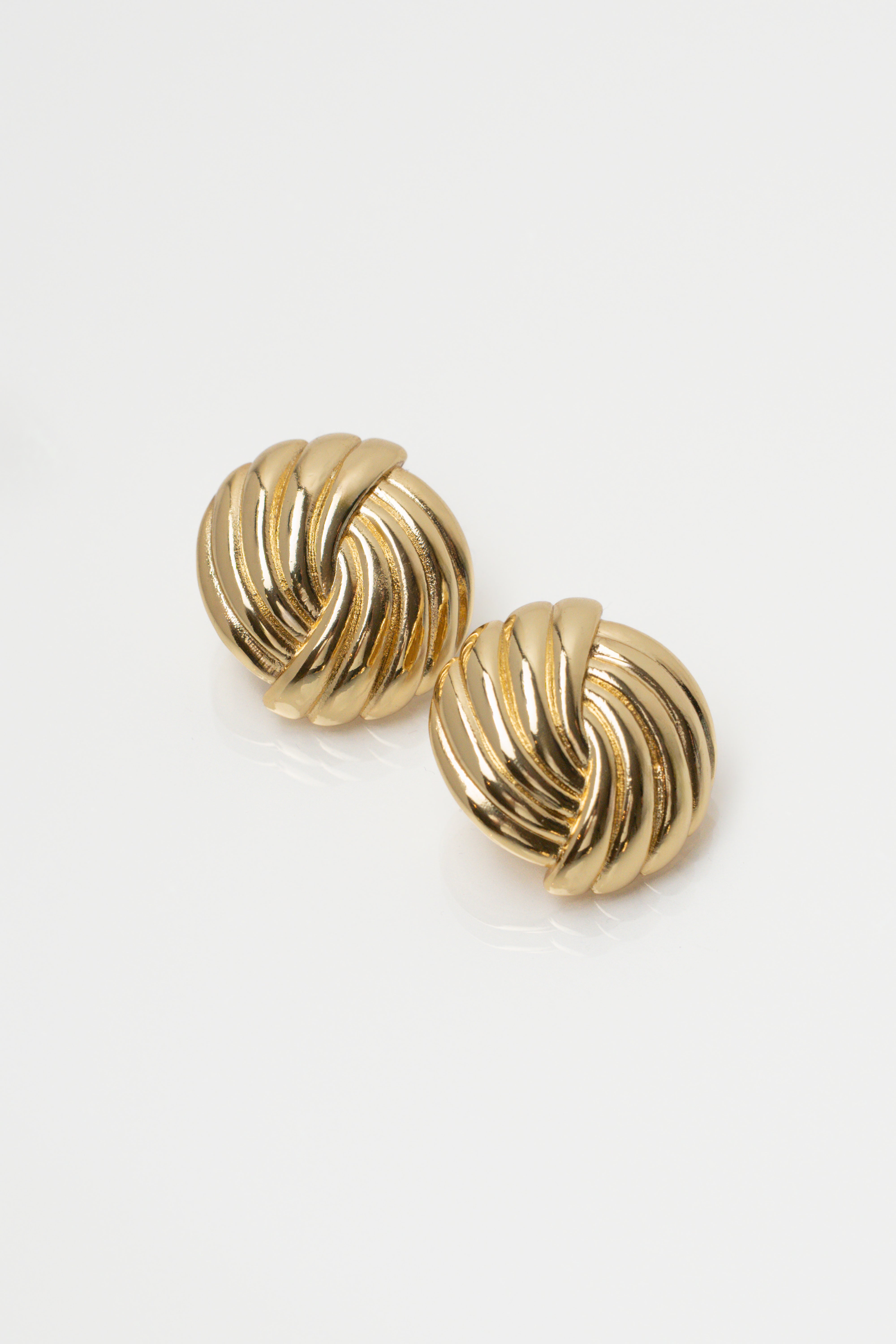 Gold Vani Round Earrings - JLUXLABEL