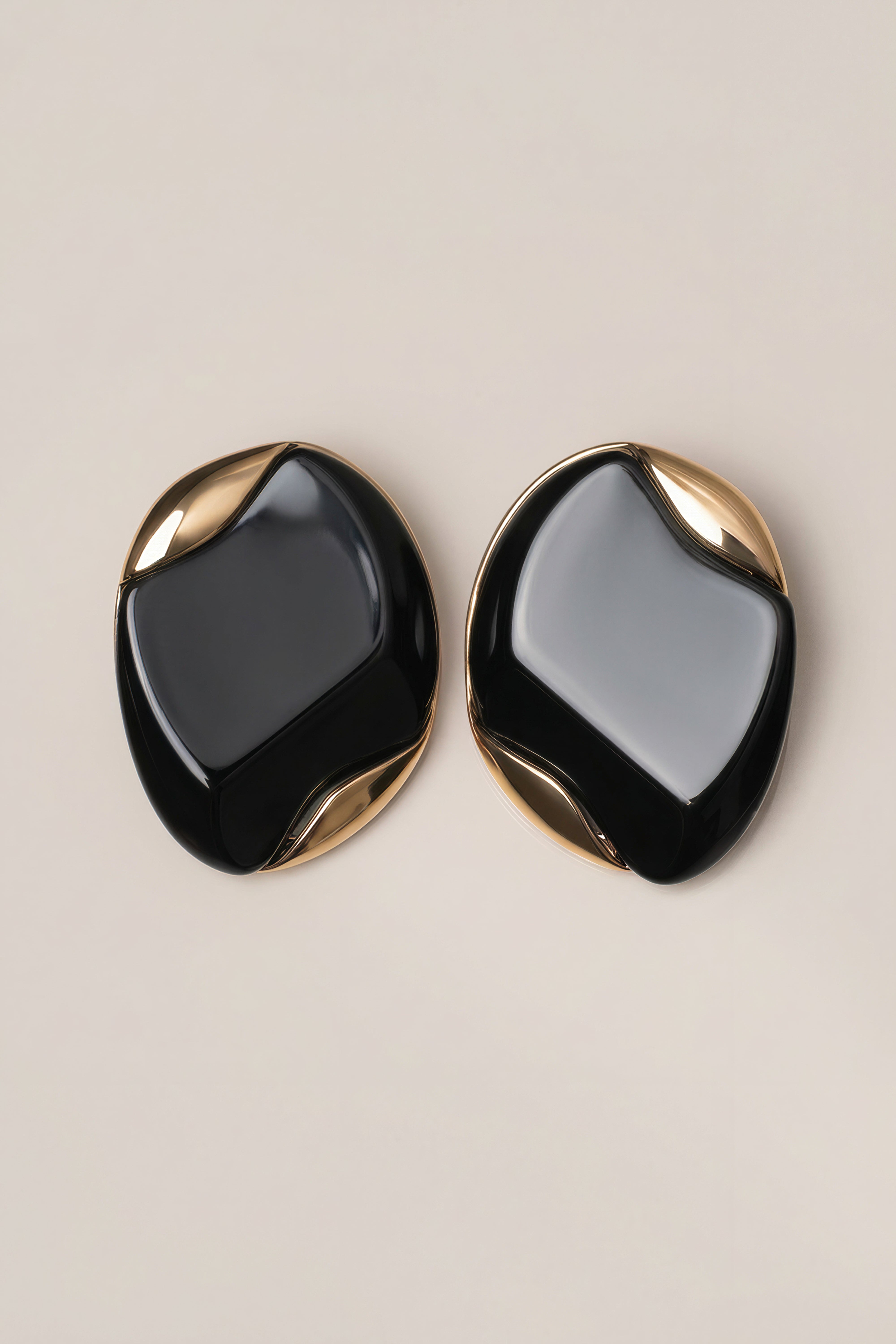 Gold Kienna Sculpted Earrings