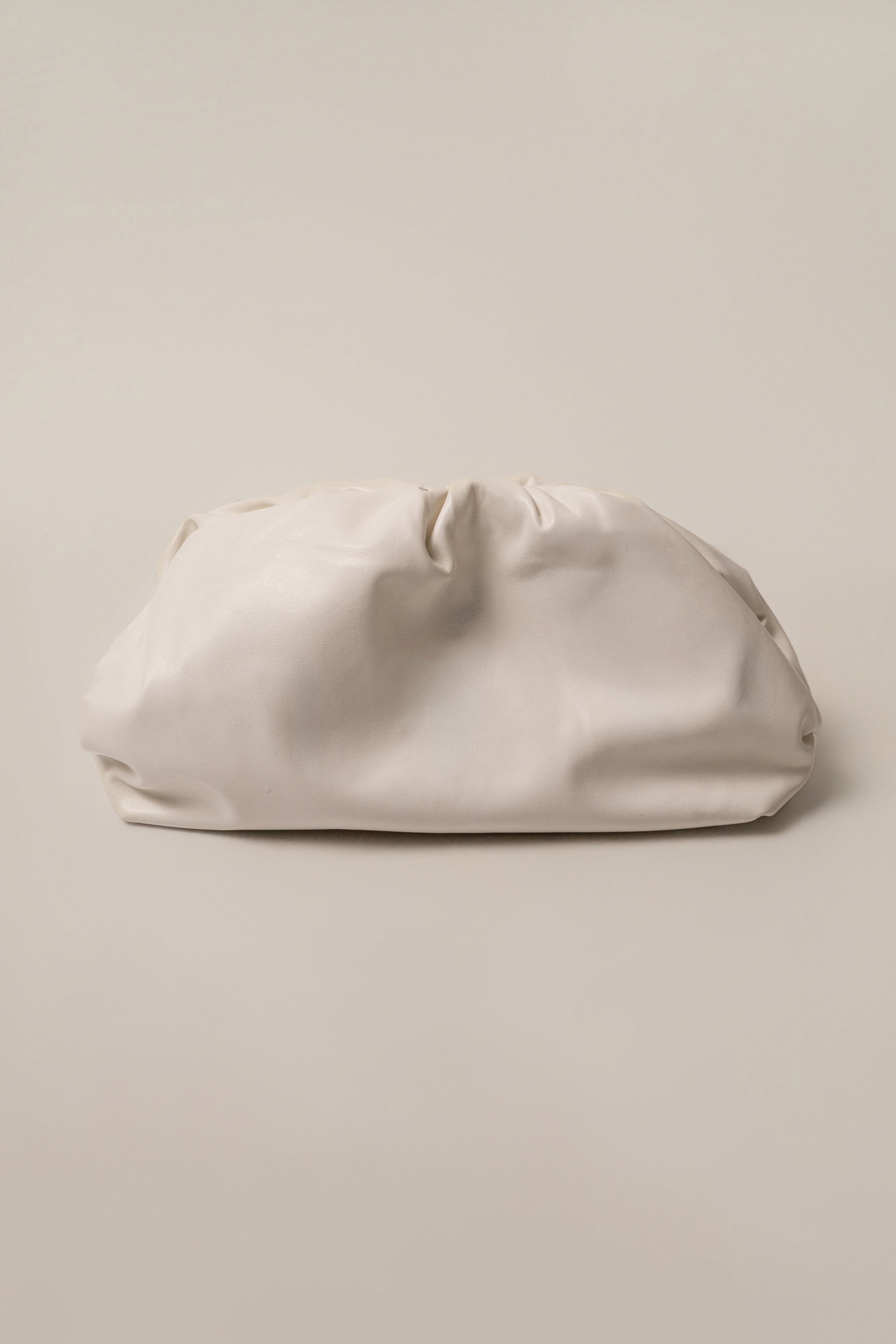 White Signature Cloud Bag - JLUXLABEL