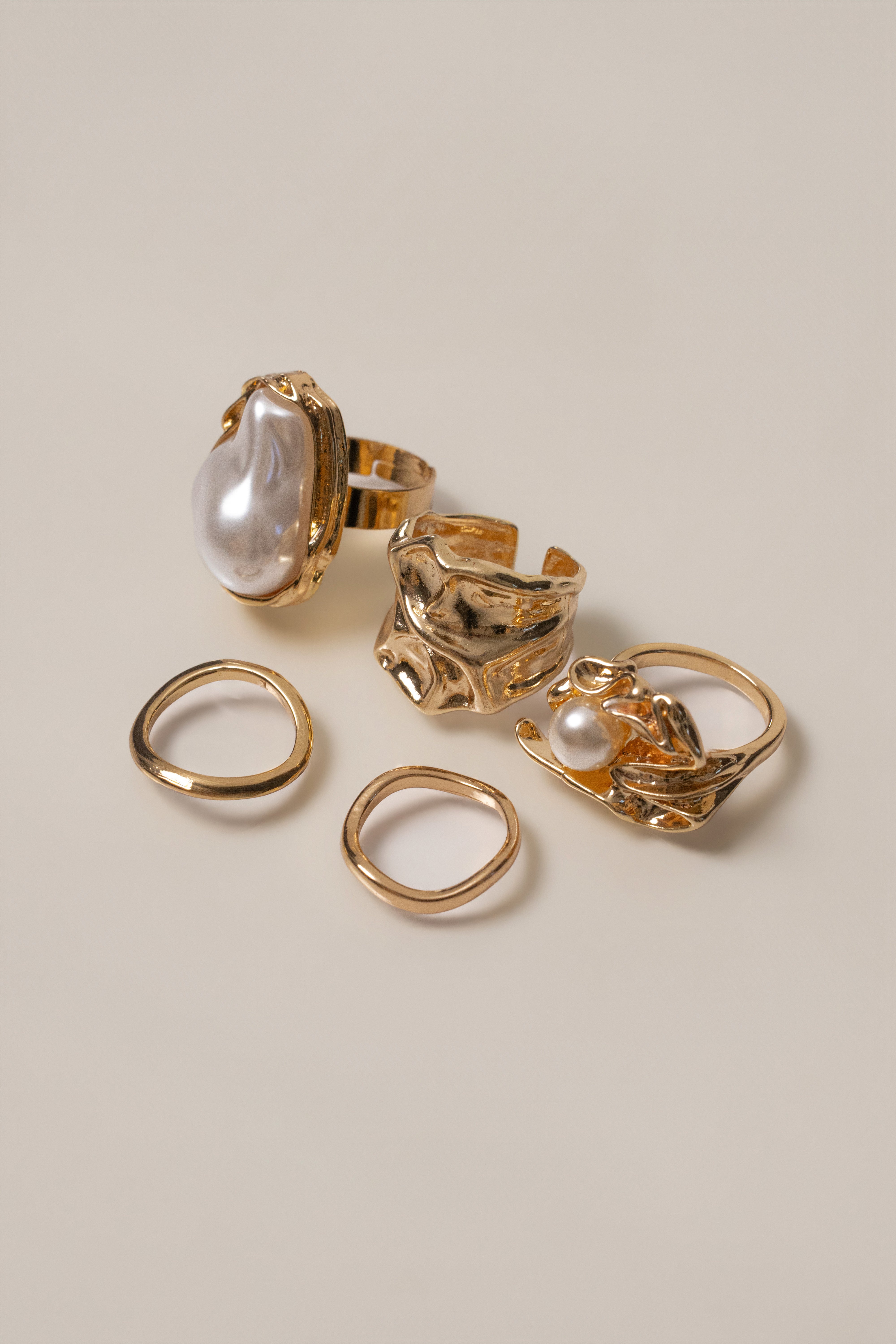 Gold Sea Treasures Ring Set - JLUXLABEL