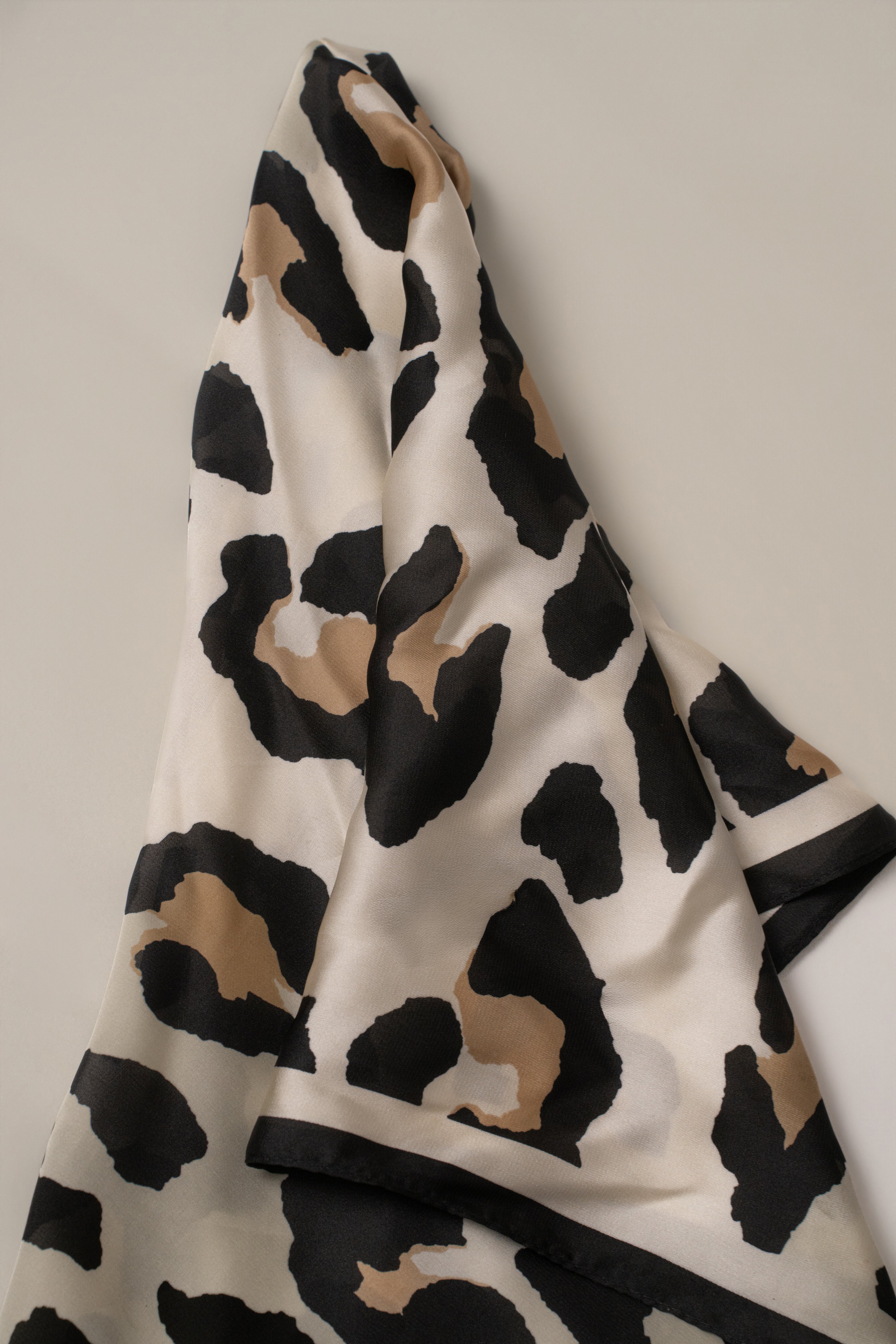 Ivory Bold Nature Scarf - JLUXLABEL