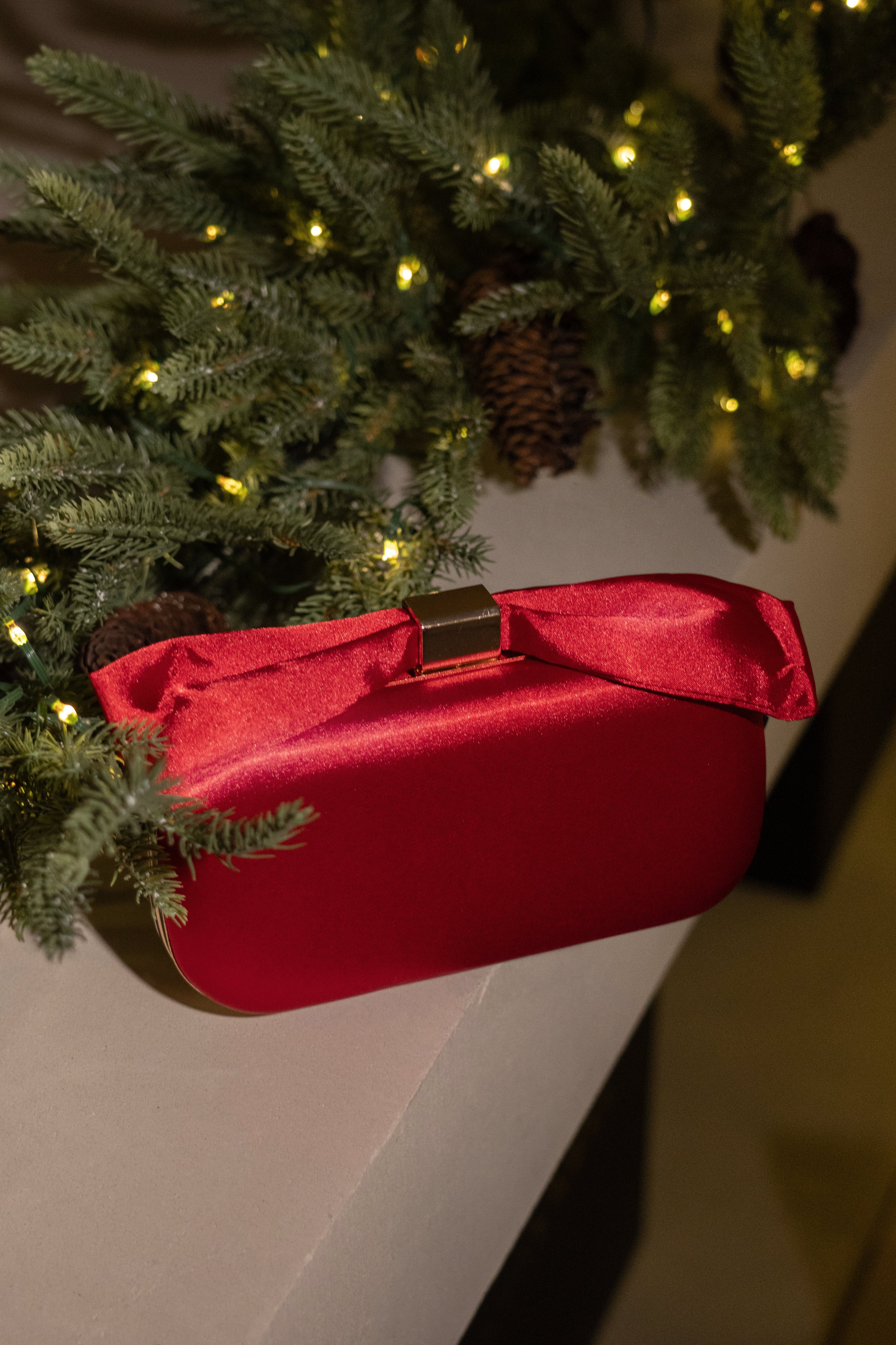 Red Satin Bow Clutch - JLUXLABEL