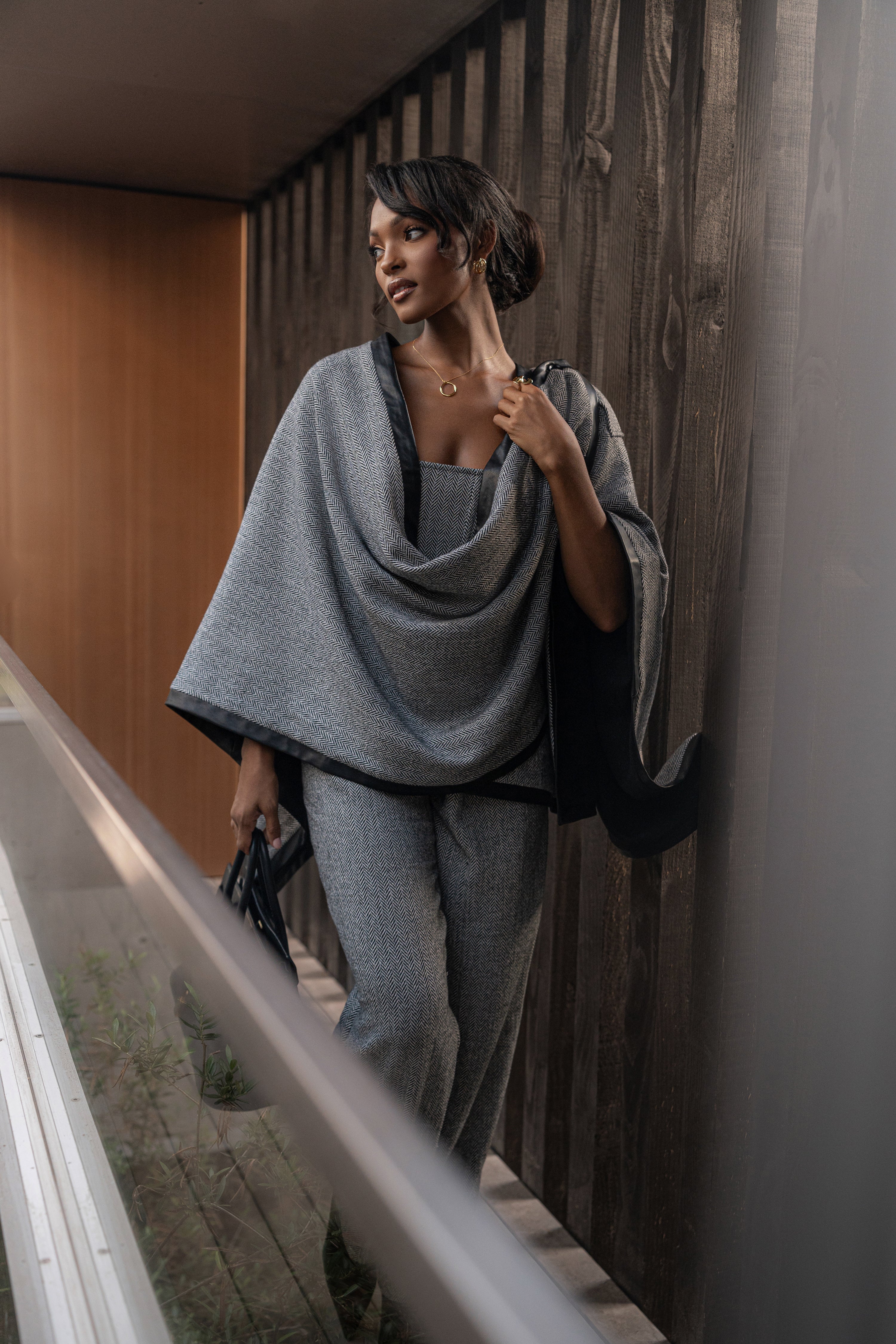 Herringbone Reversible Shawl - JLUXLABEL