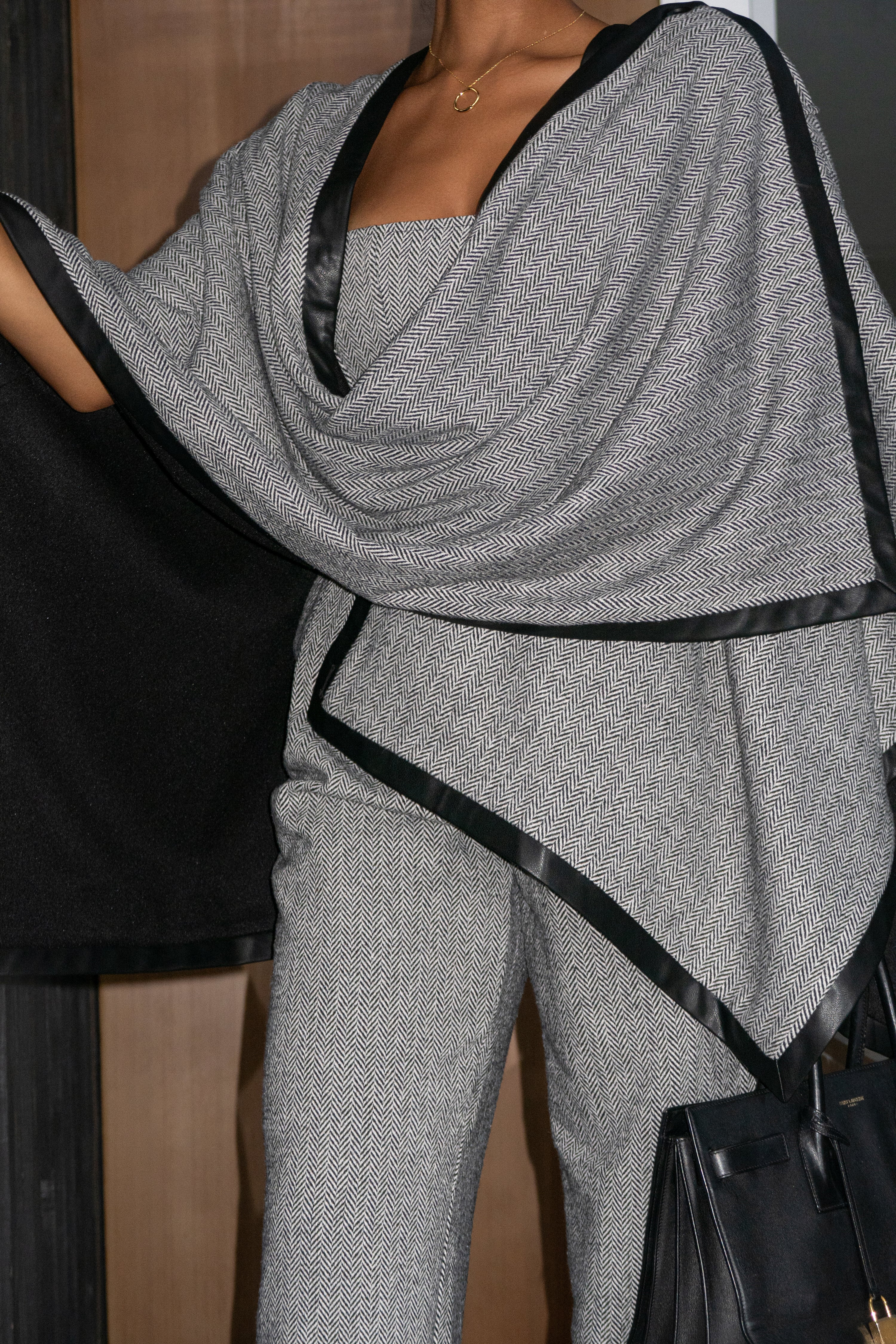 Herringbone Reversible Shawl - JLUXLABEL