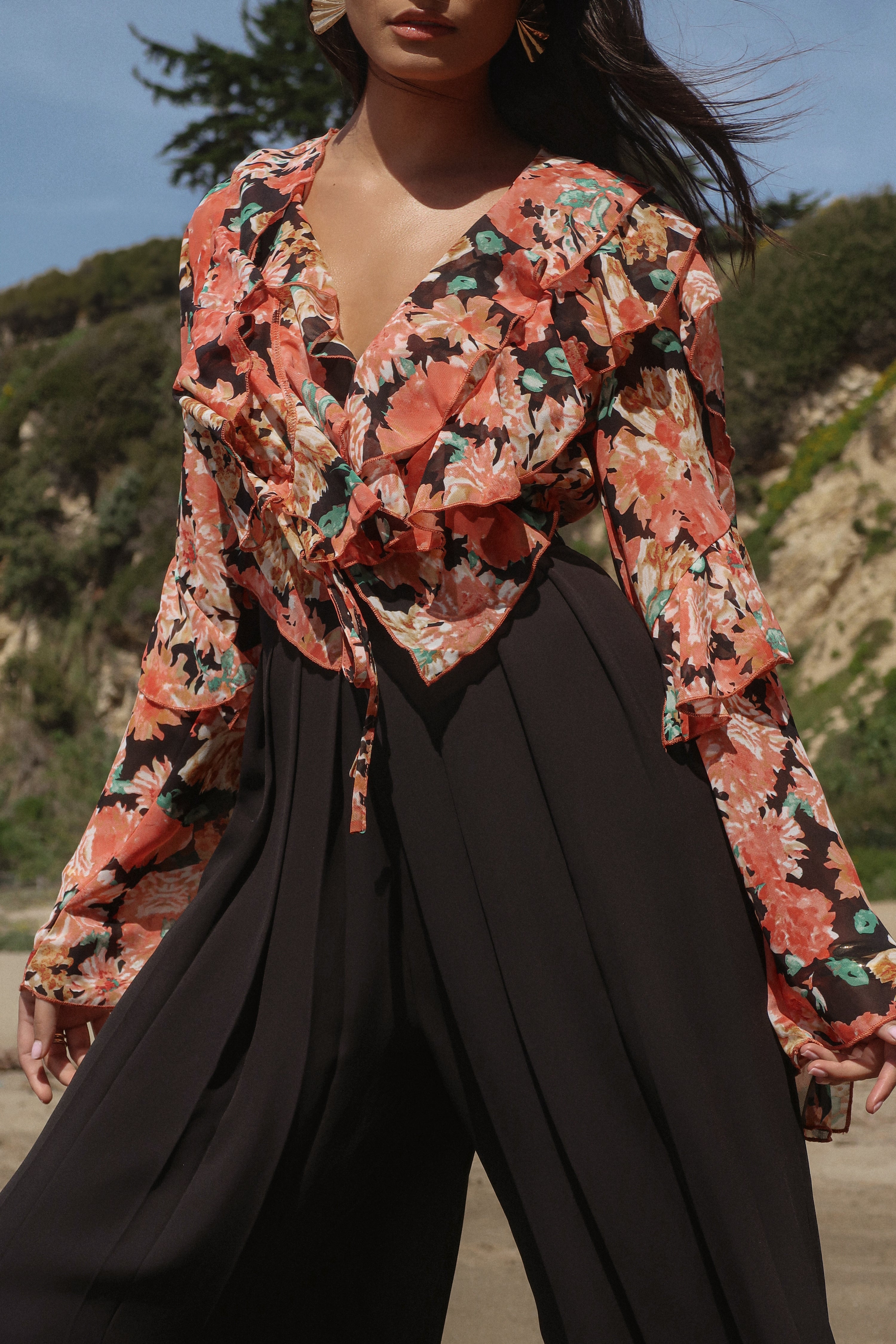 Black Floral Yvanna Ruffle Top - JLUXLABEL