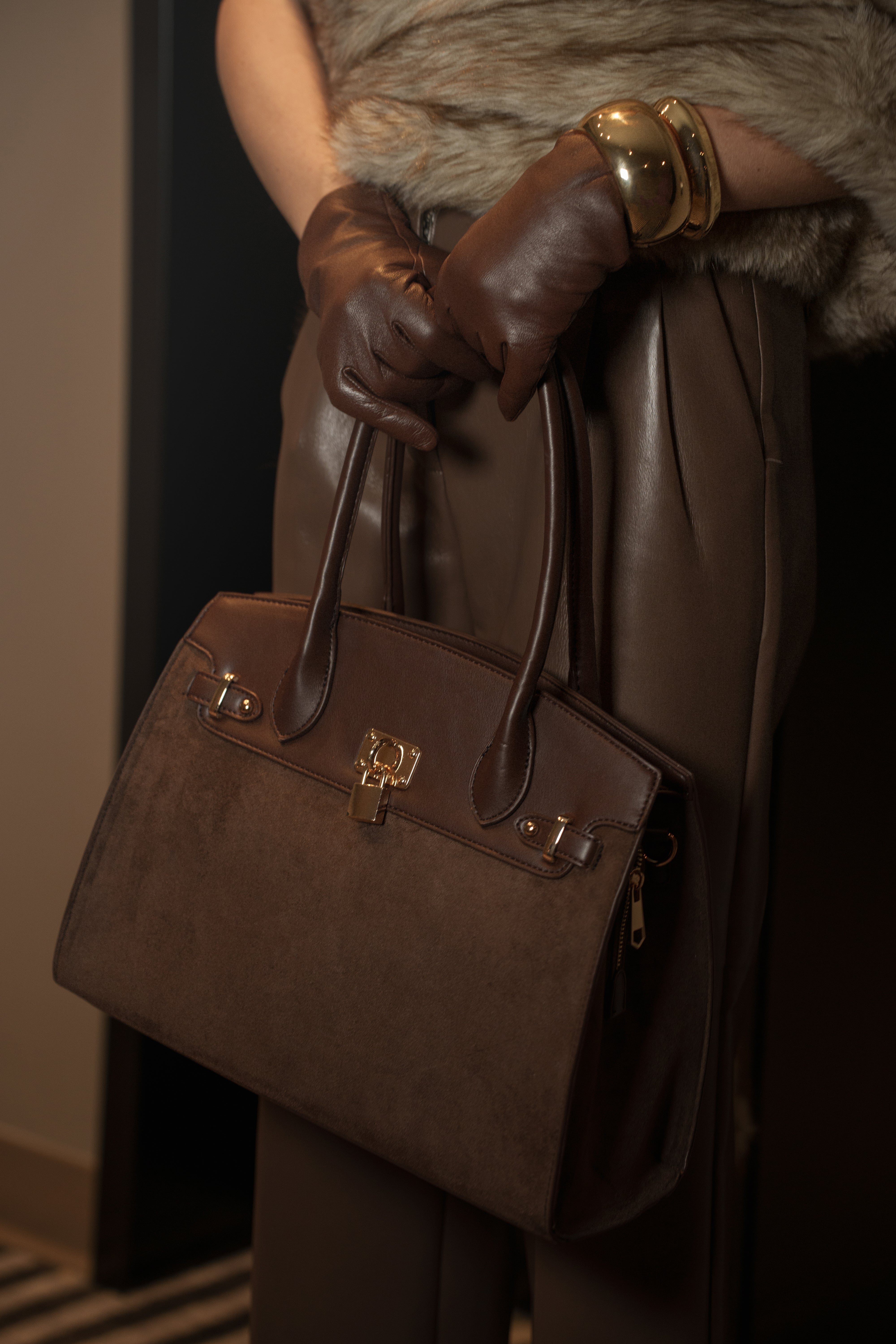 Chocolate Fifth Avenue Handbag Set