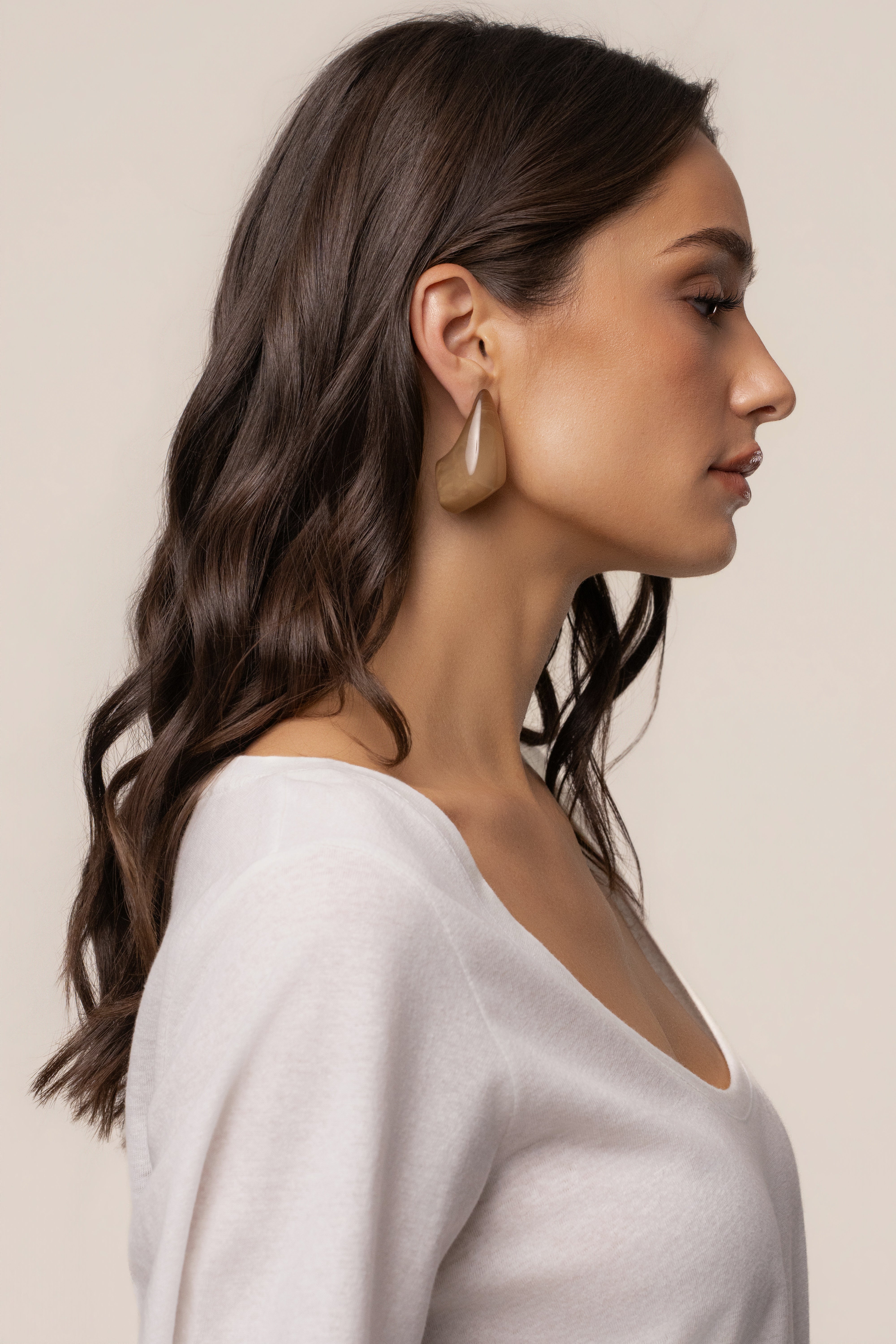 Beige Sculpt Resin Earrings - JLUXLABEL