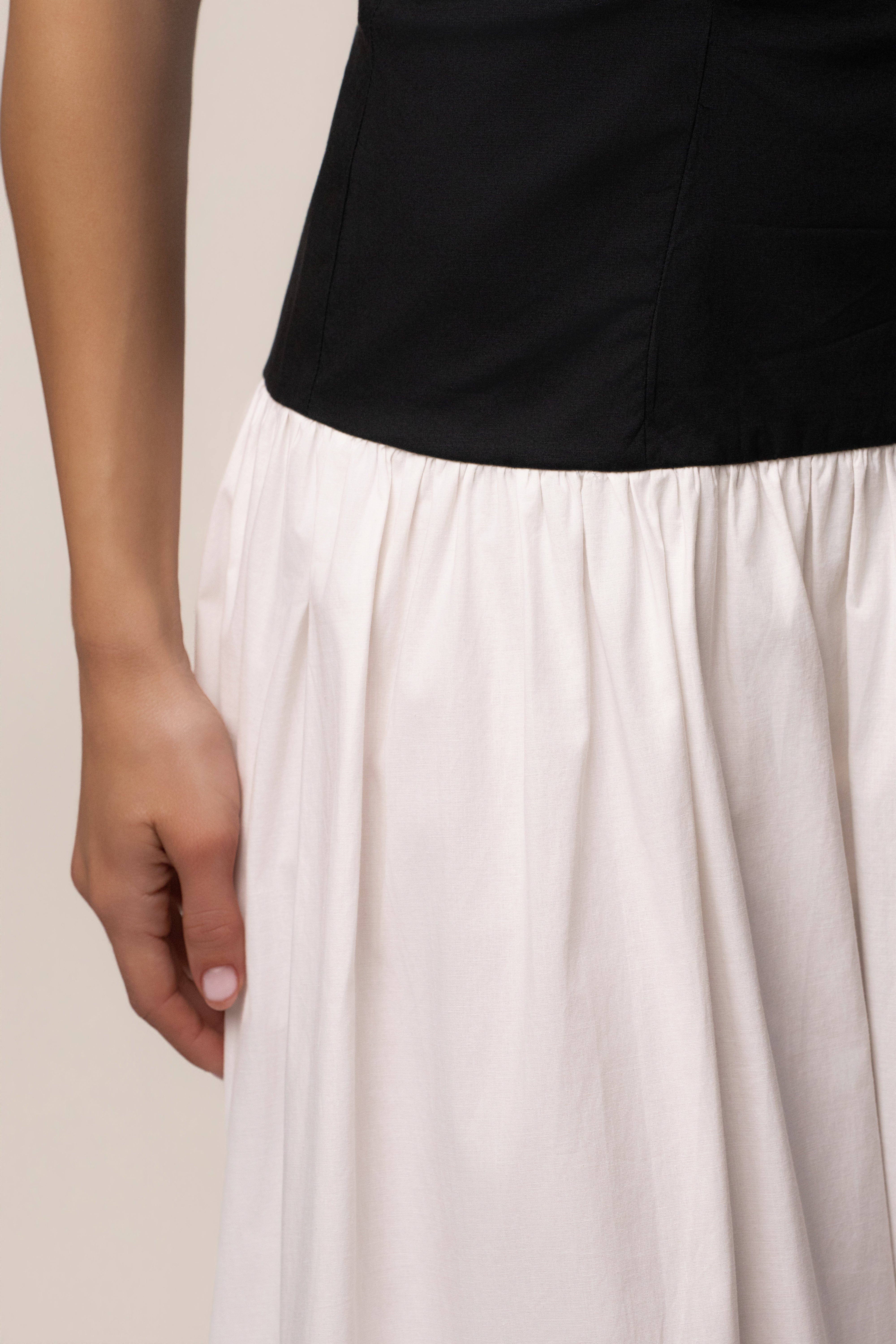 Black Forever Flare Maxi Dress - JLUXLABEL