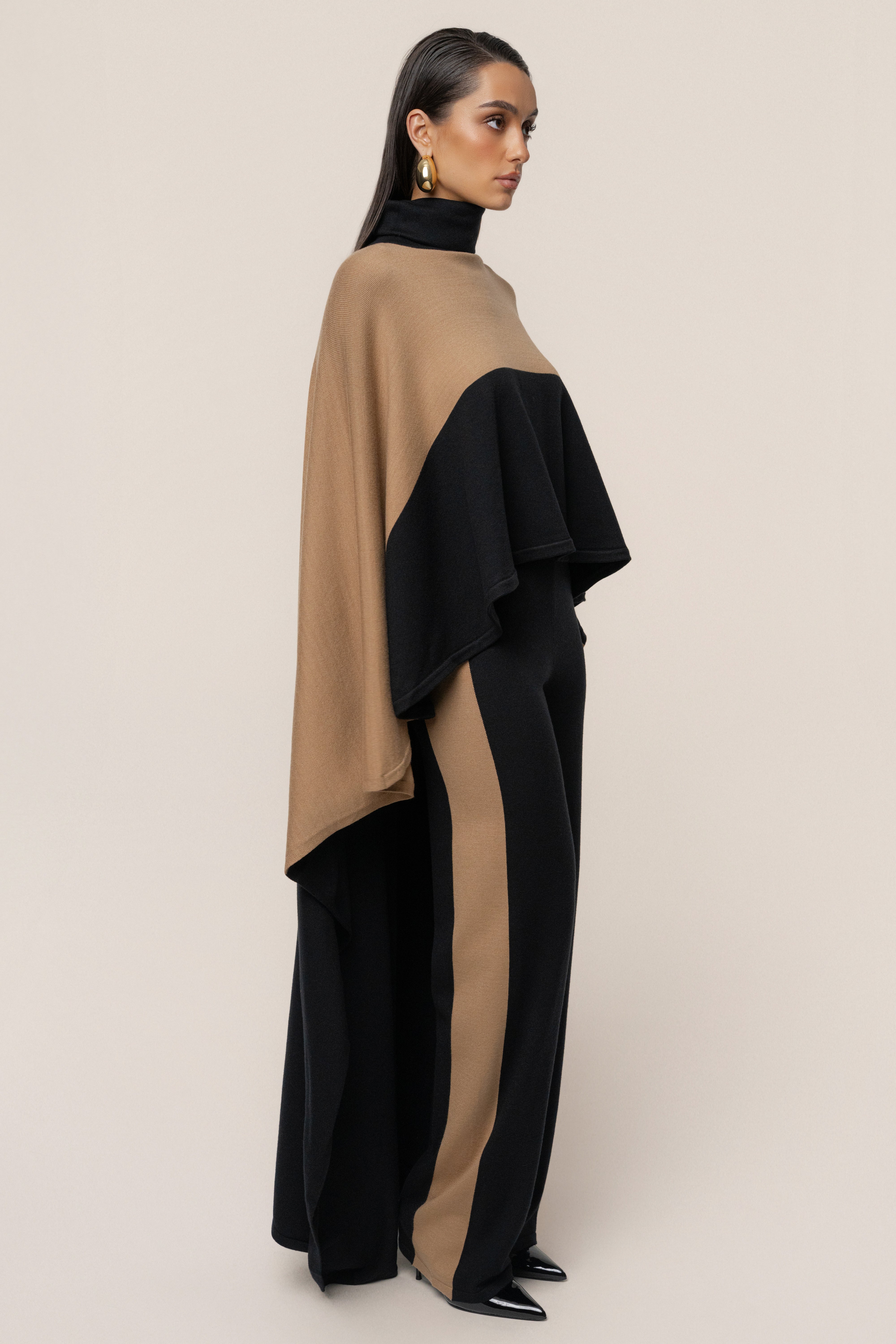 Black Chasing Fall Contrast Pant