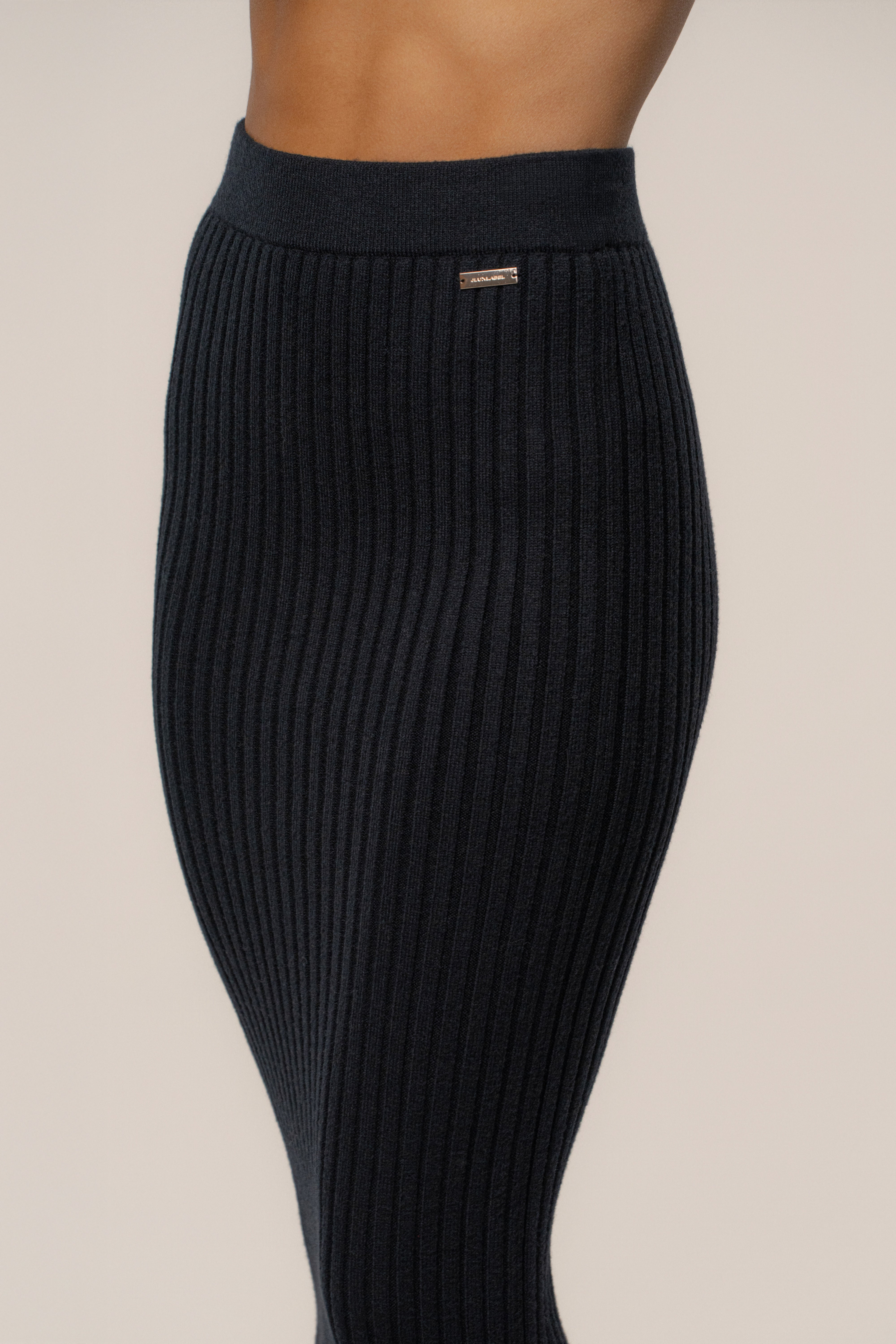 Black Soft Reset Ribbed Skirt