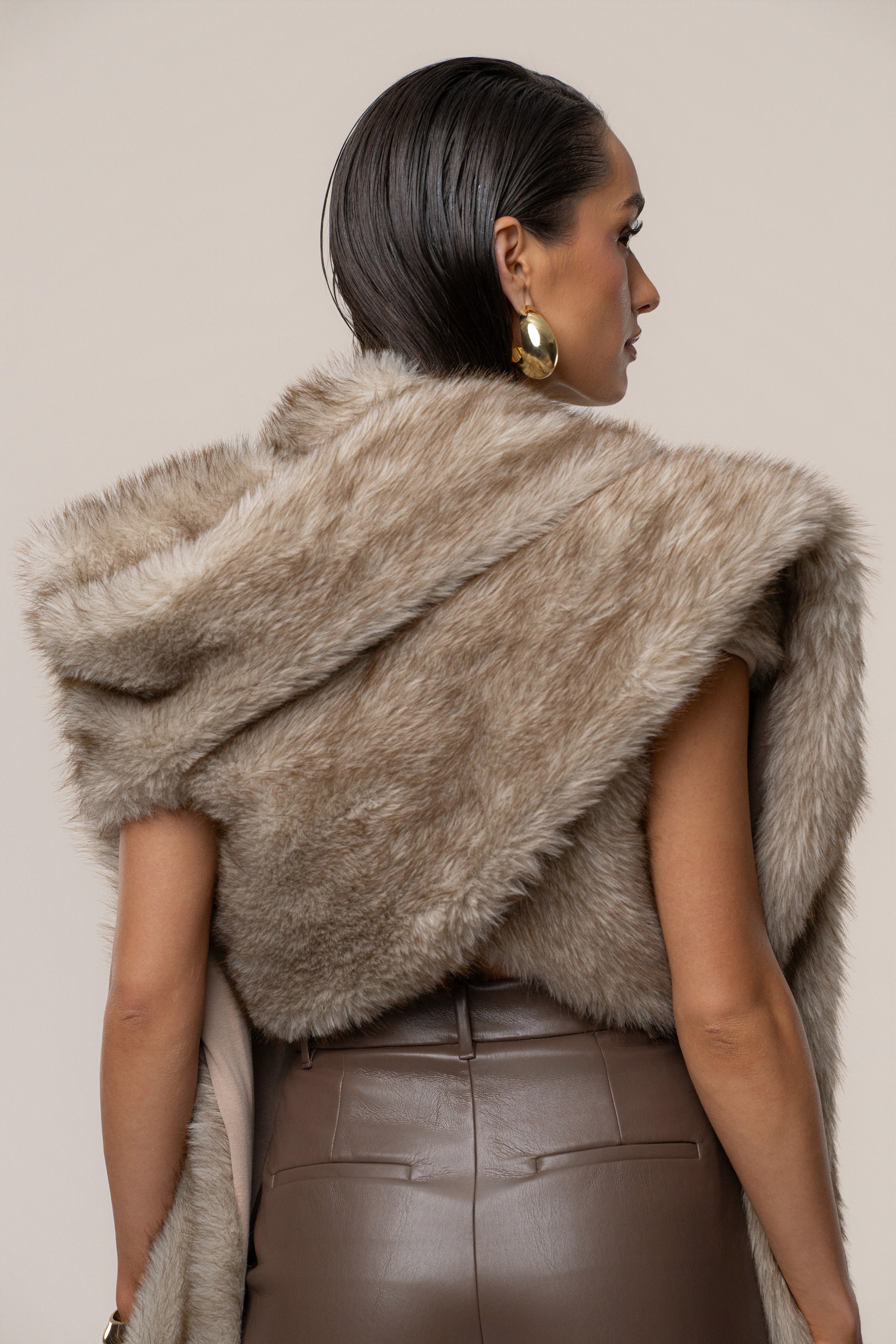Ivory/Brown Winter Bliss Faux Fur Wrap