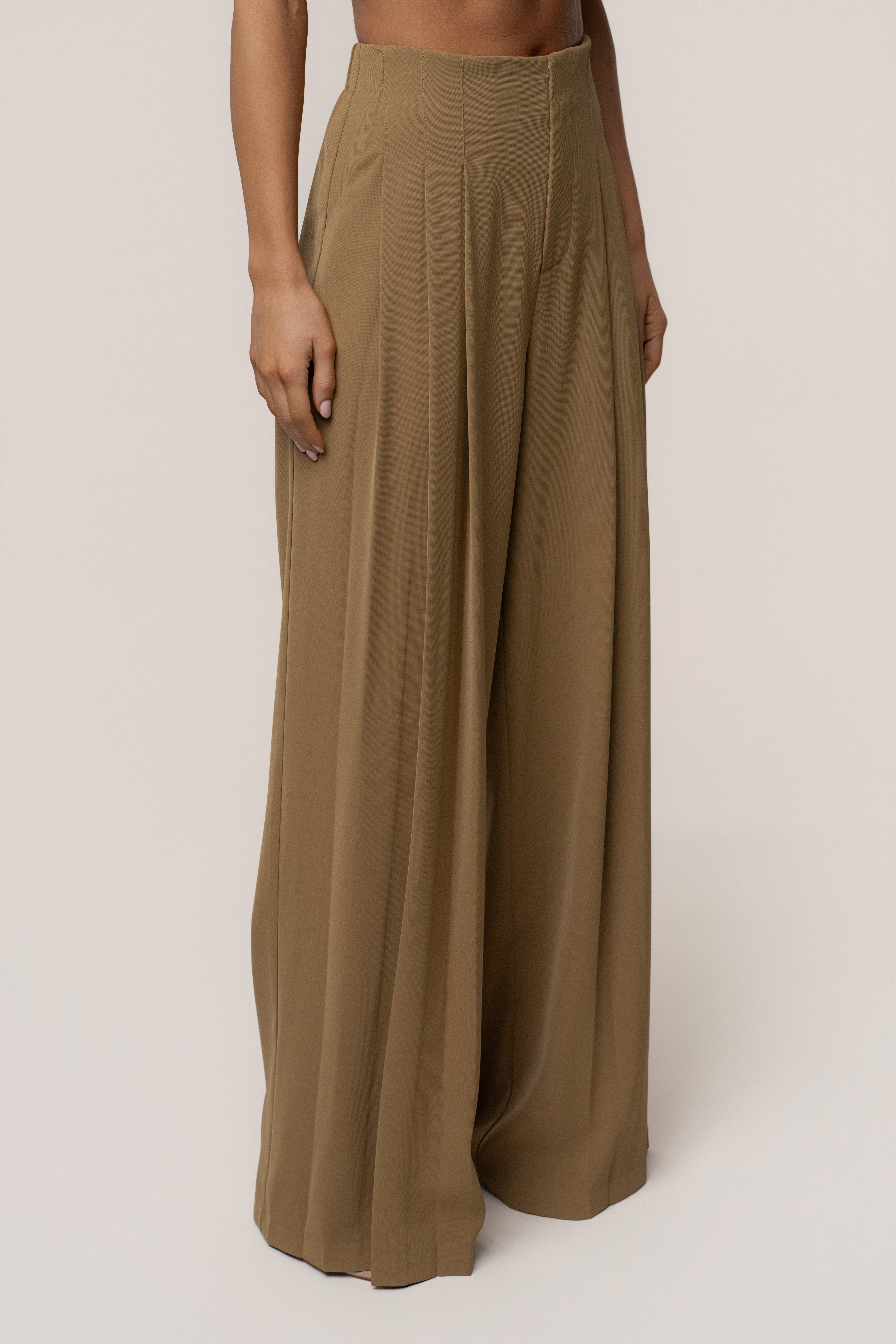 Olive Signature Elegance Trousers - JLUXLABEL