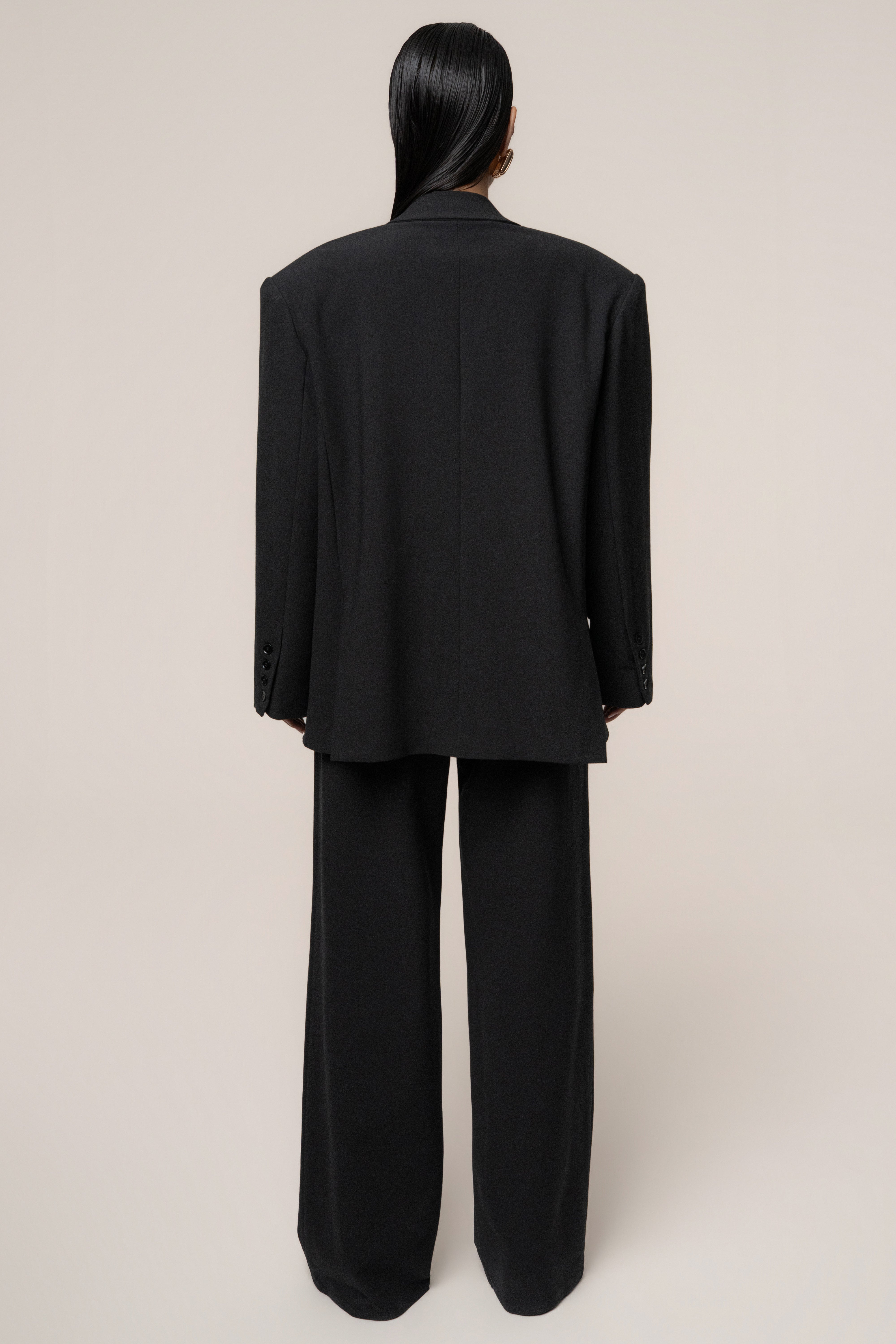 Black Core Standard Blazer - JLUXLABEL