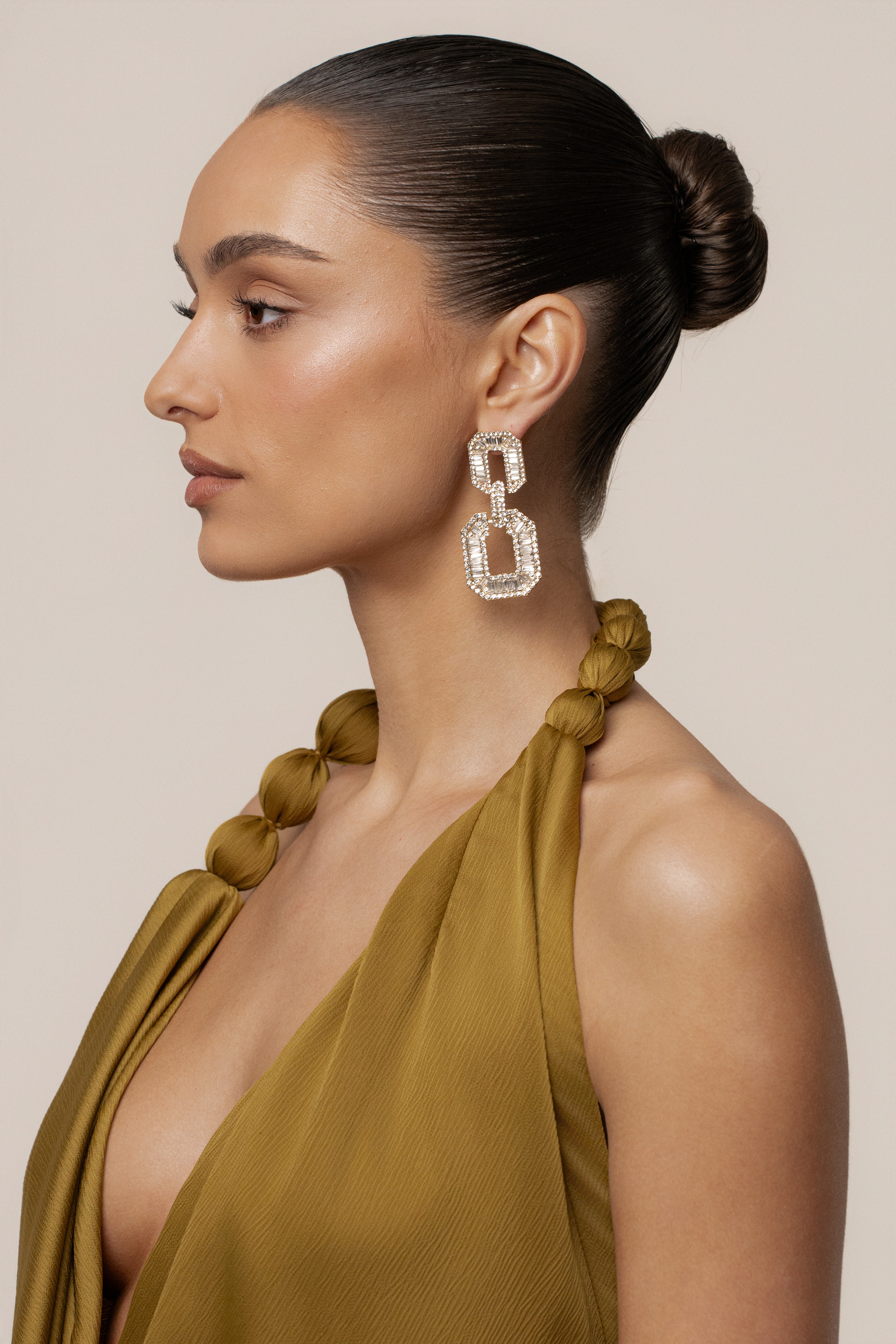 Gold Gleam Connection Earrings