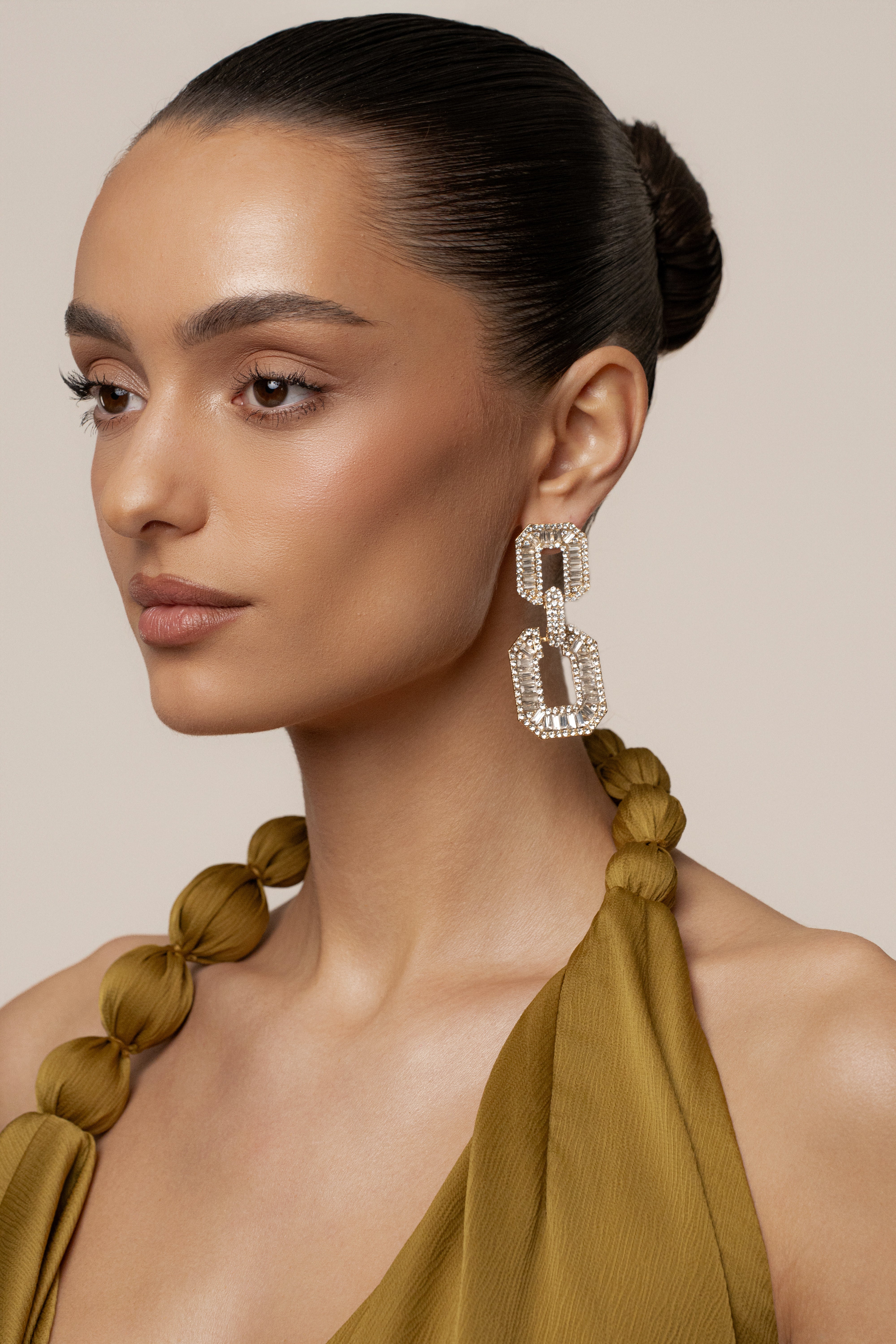 Gold Gleam Connection Earrings