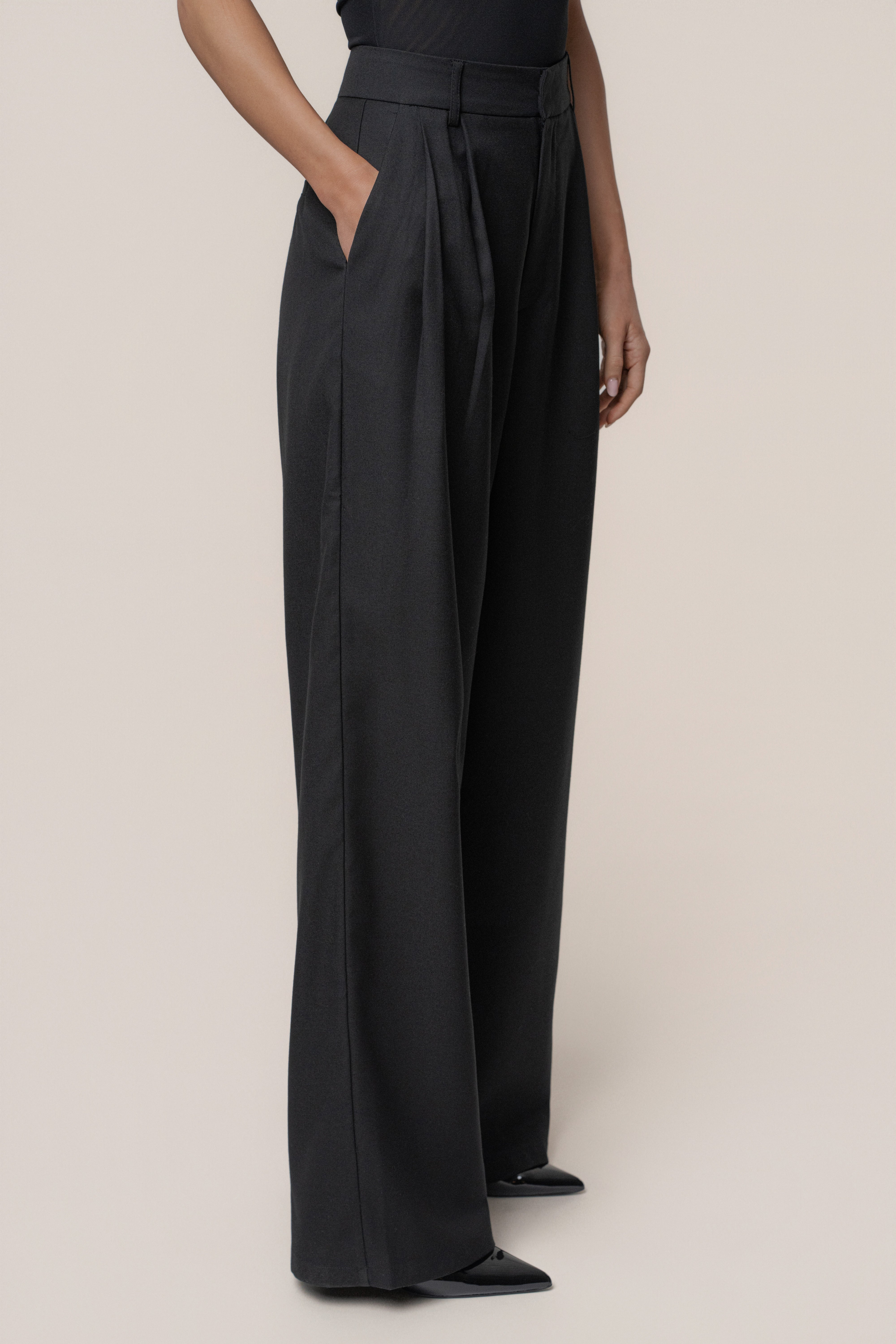 Black Refined Moments Trouser - JLUXLABEL