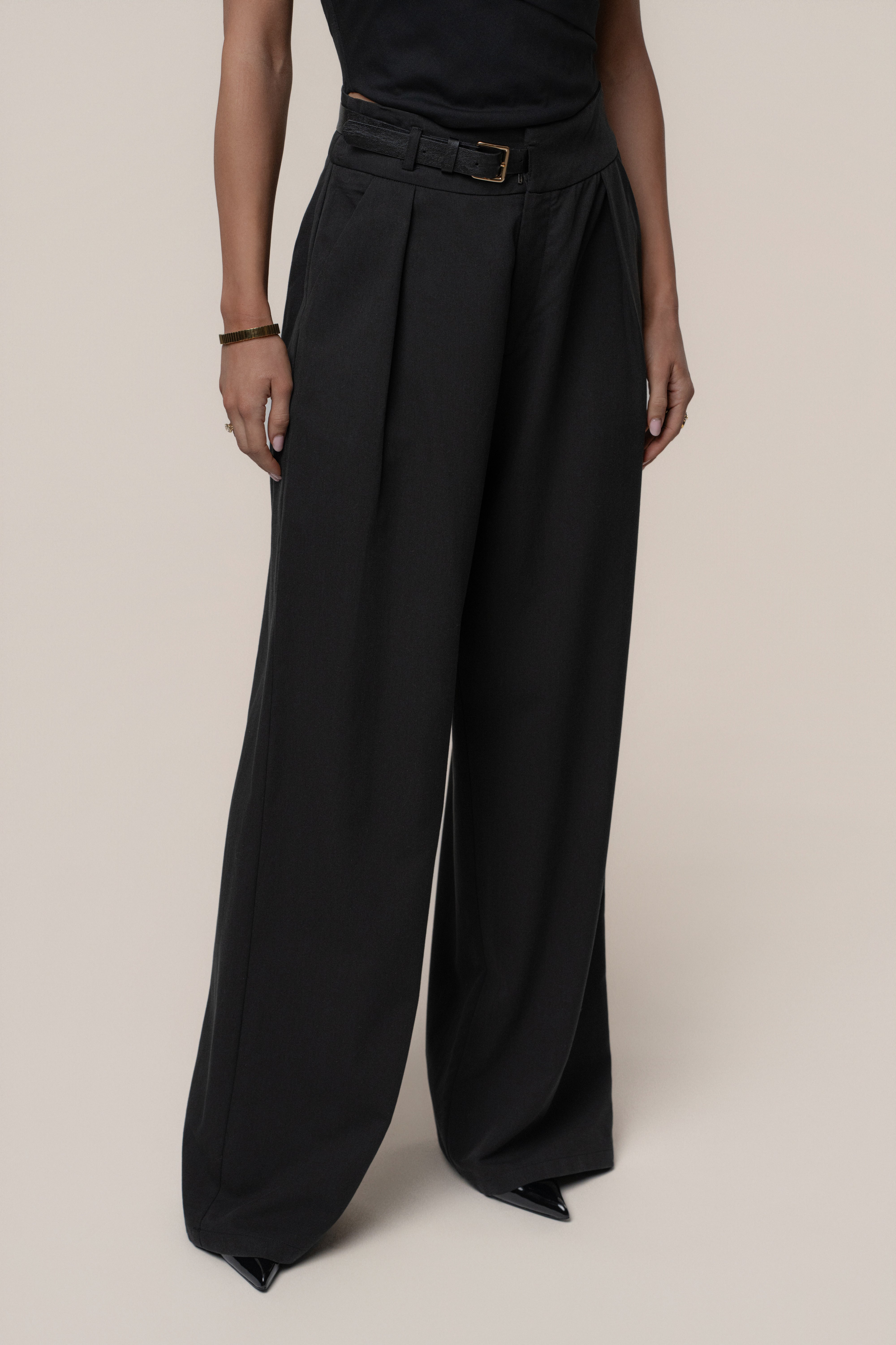 Black Everywhere Belted Trousers - JLUXLABEL