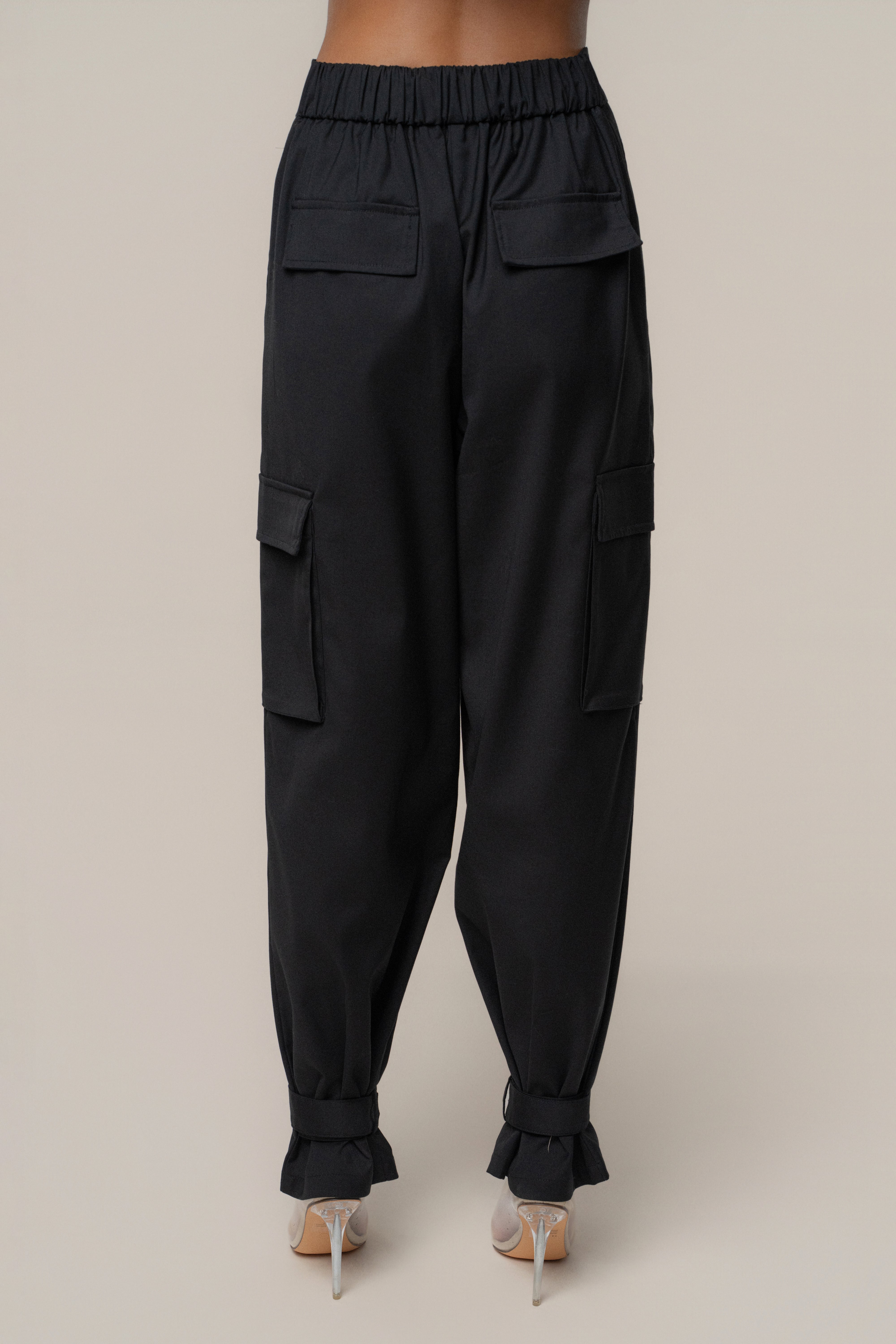 Black Autumn Flow Cargo Pants