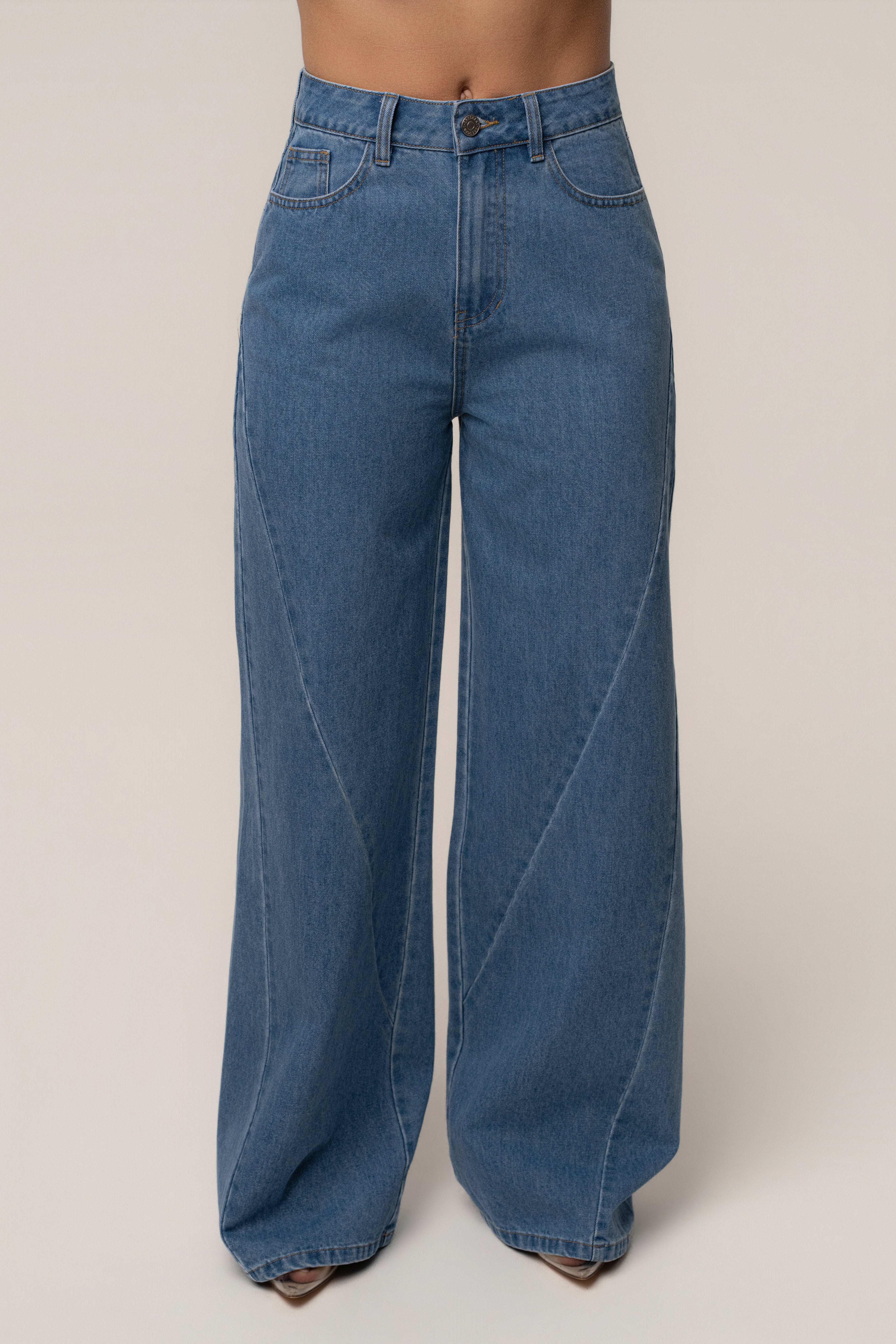 Medium Wash Flowline Seam Jean - JLUXLABEL