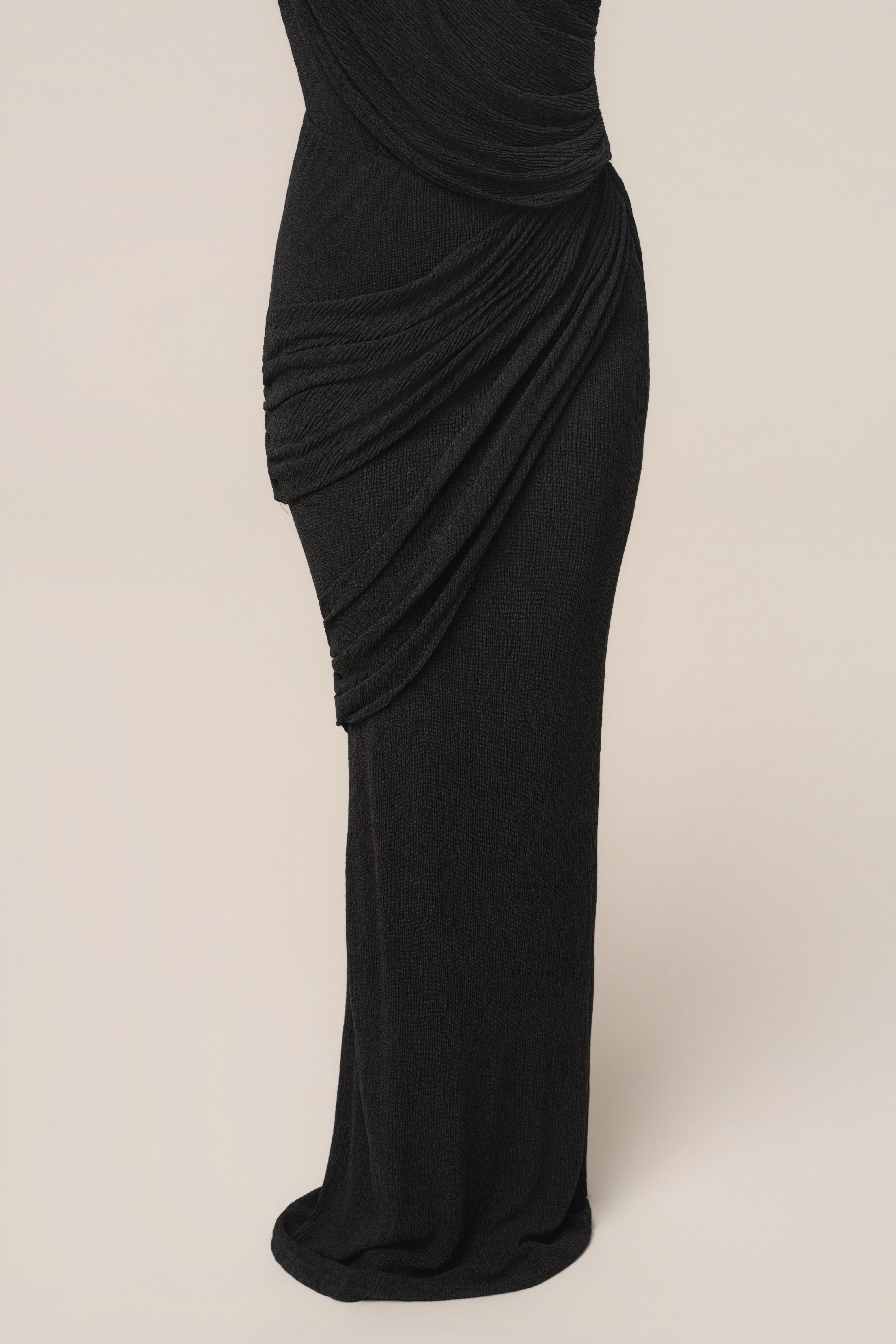 Black Paradise Hills Maxi Skirt - JLUXLABEL