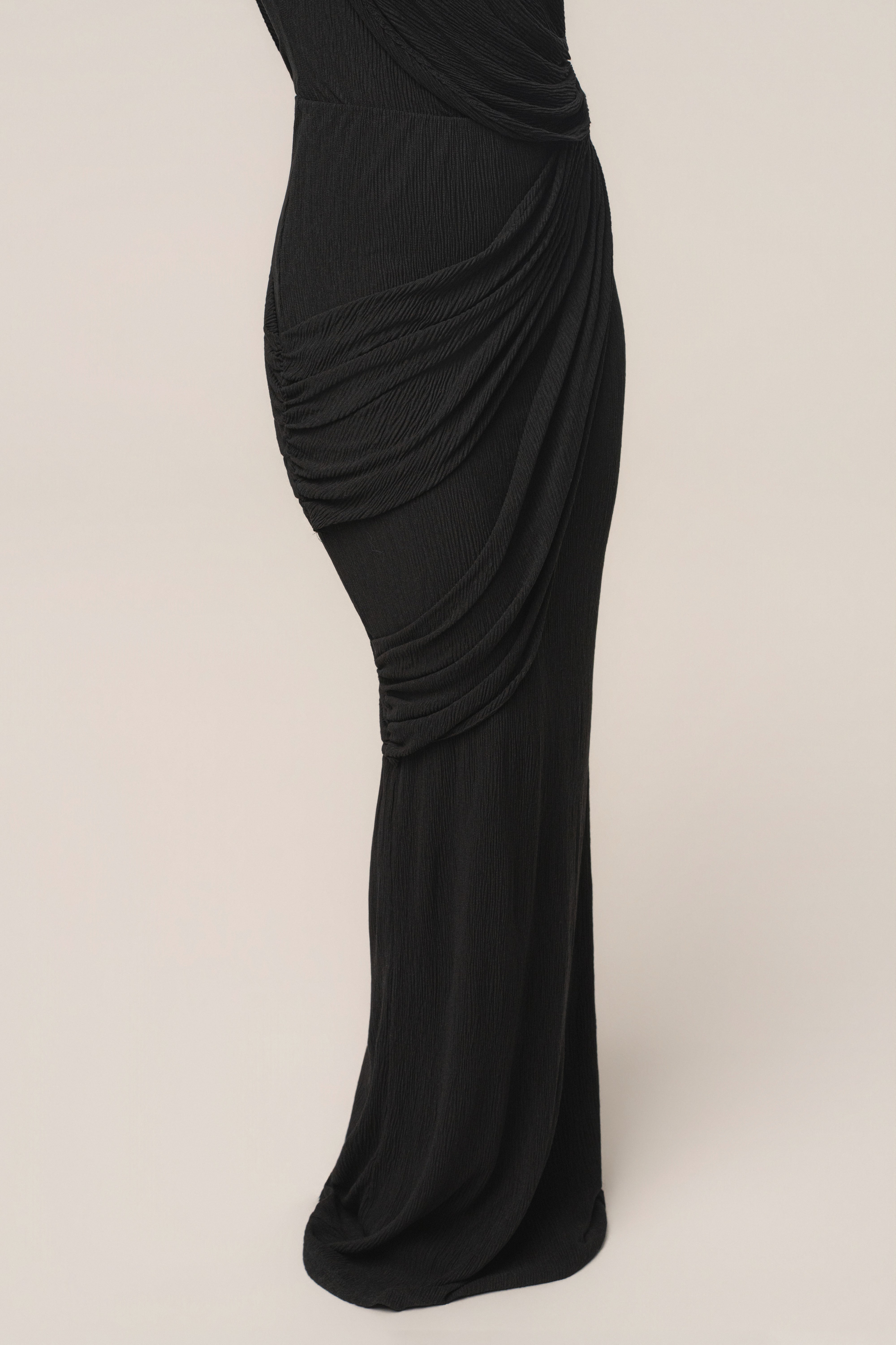 Black Paradise Hills Maxi Skirt - JLUXLABEL