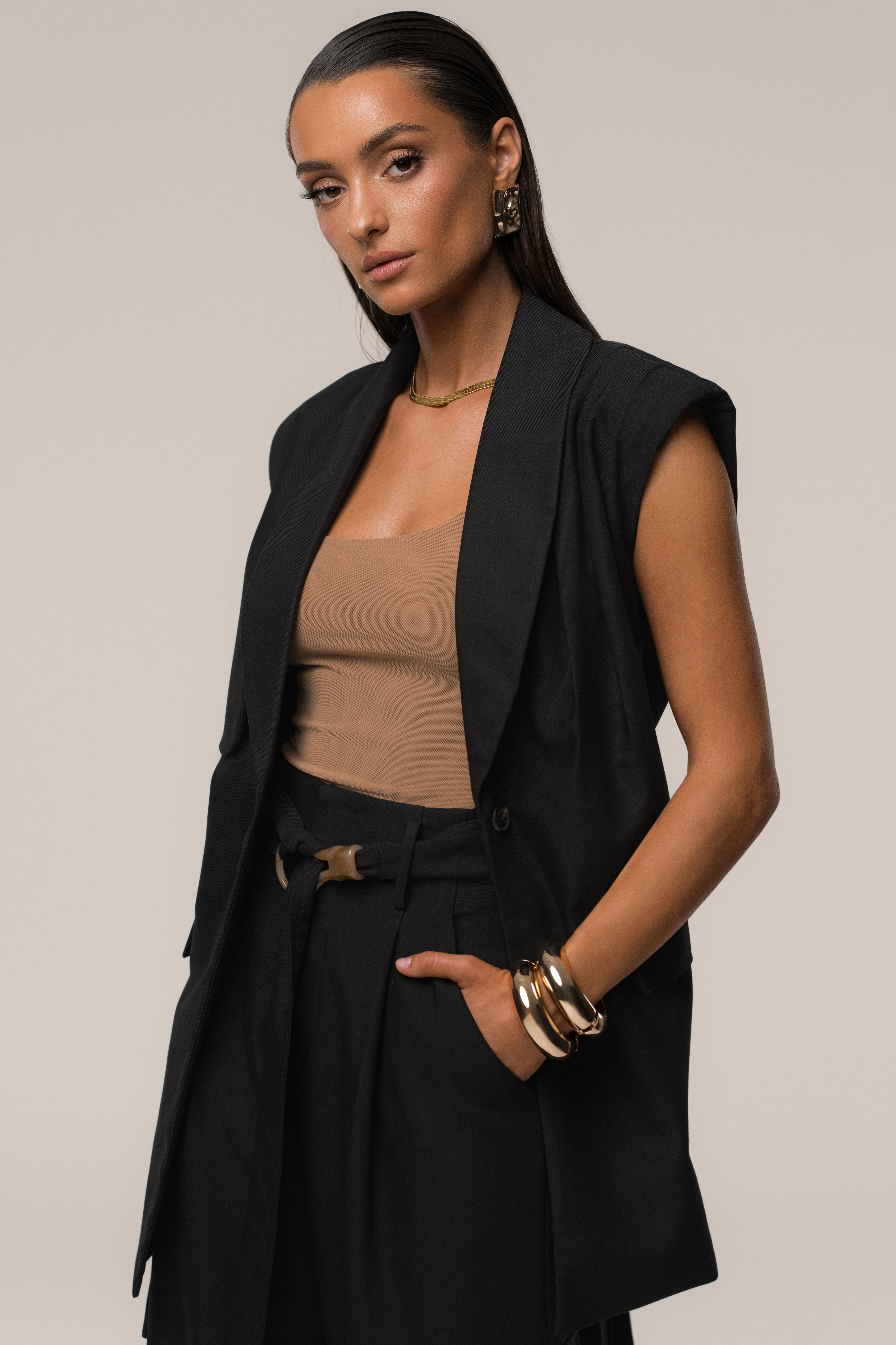 Black Jeanie Belted Vest - JLUXLABEL