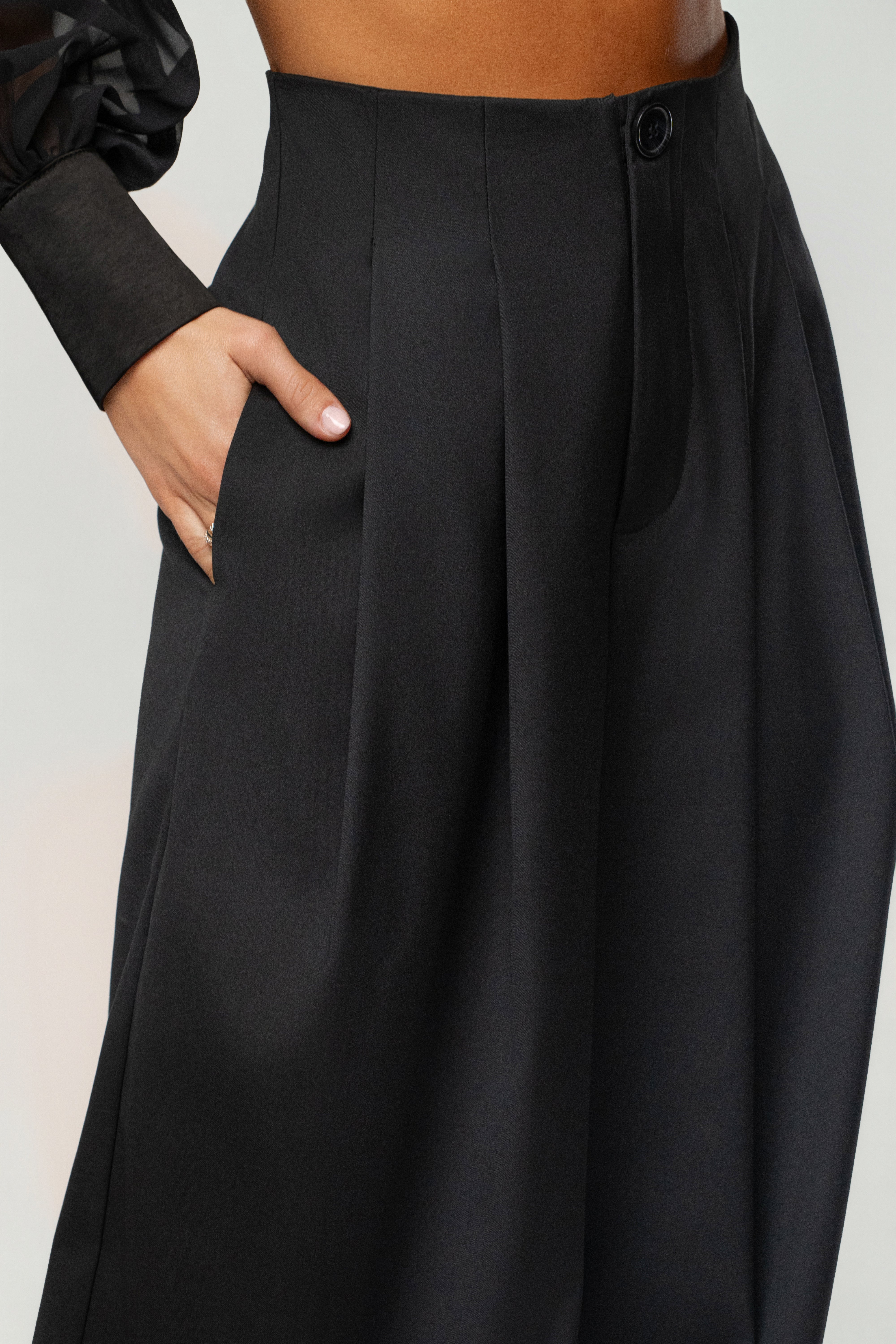 Black Polished Pleat Trouser