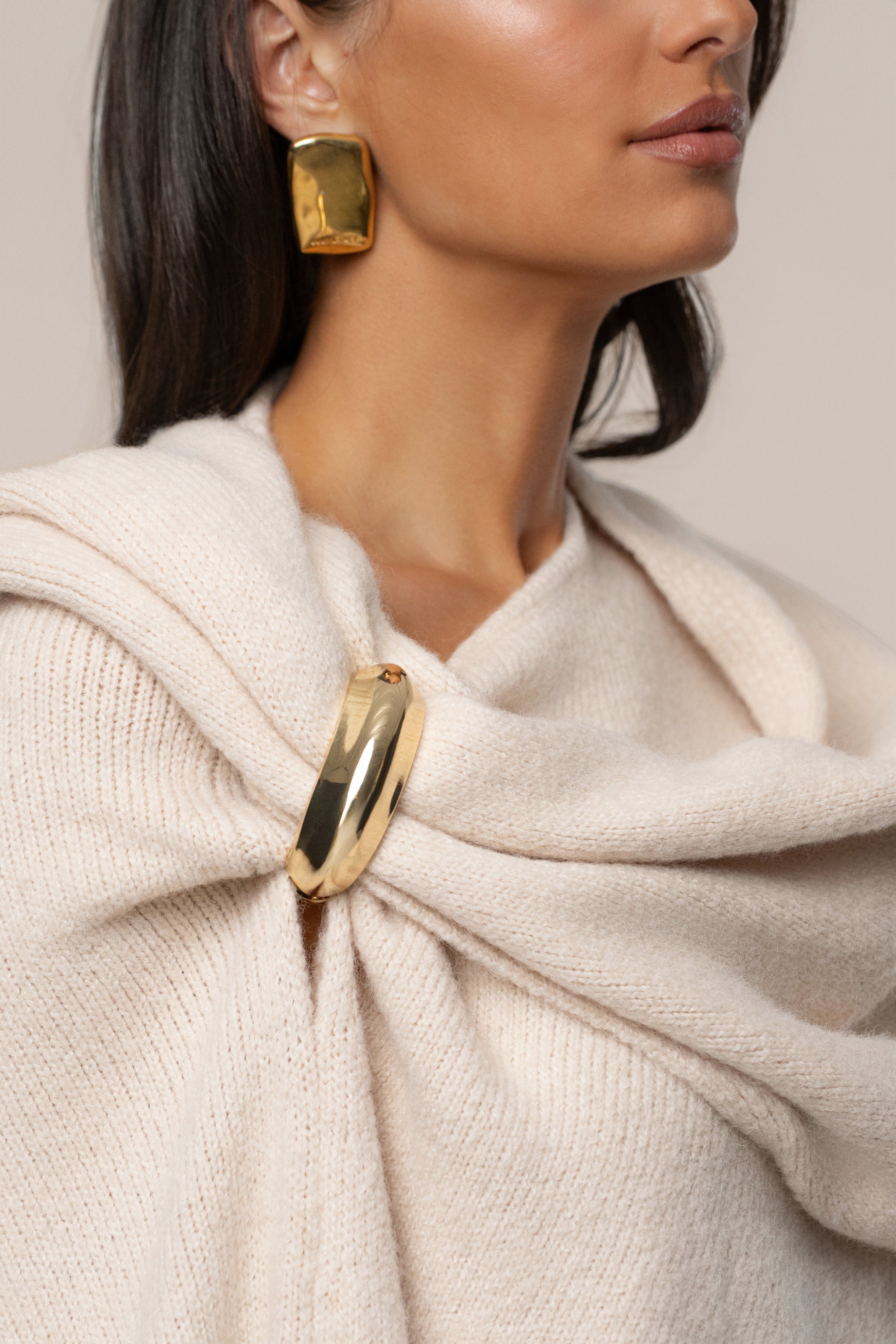 Ivory Radiance Knit Shawl