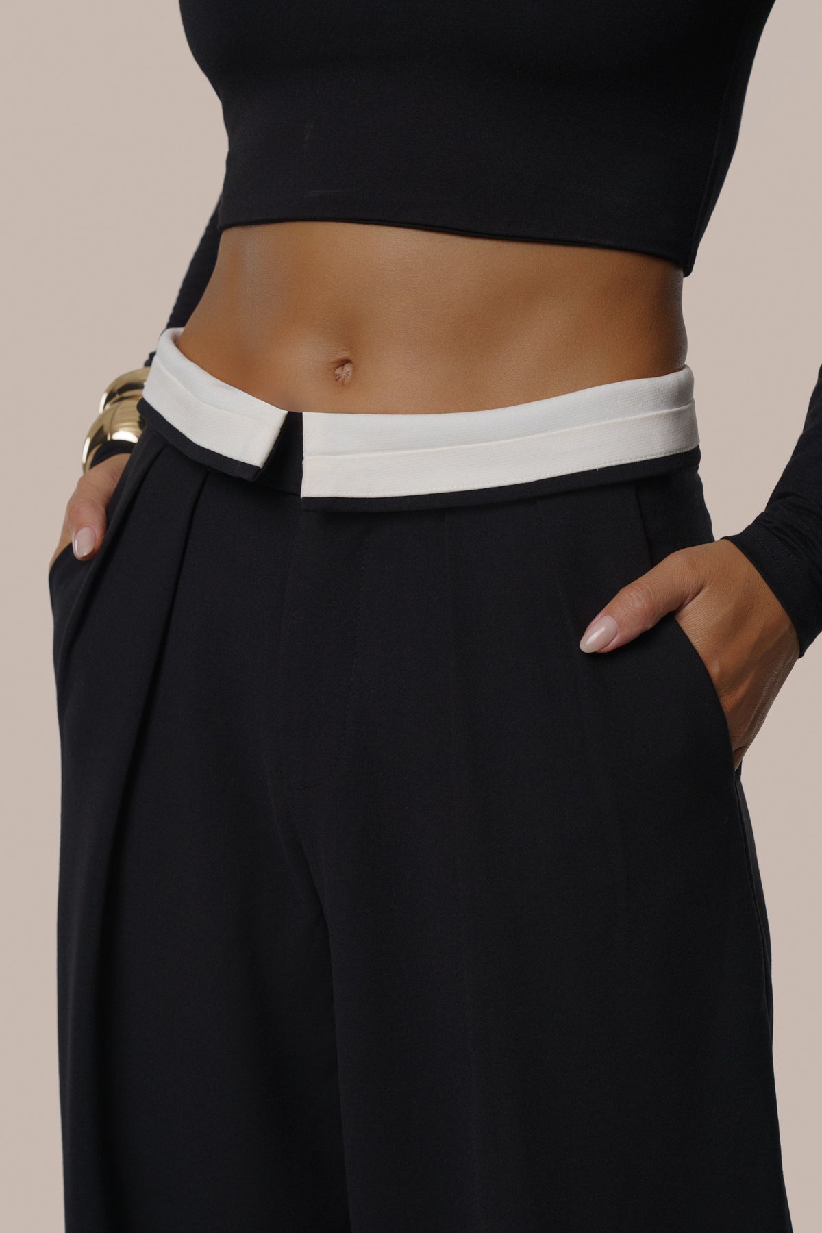 Black/Ivory Command Pleat Trouser