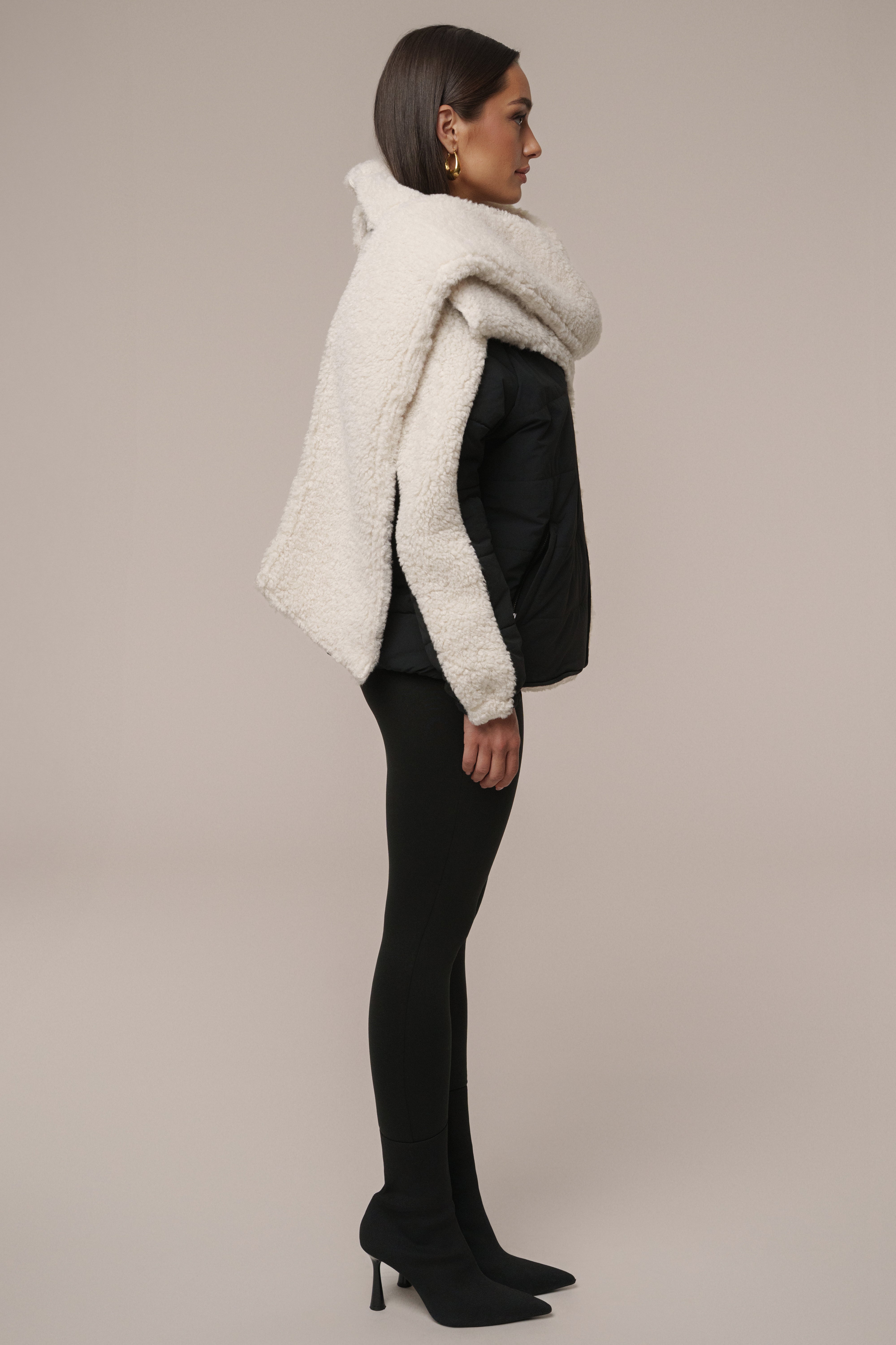 Black/Ivory Contrast Sherpa Jacket - JLUXLABEL