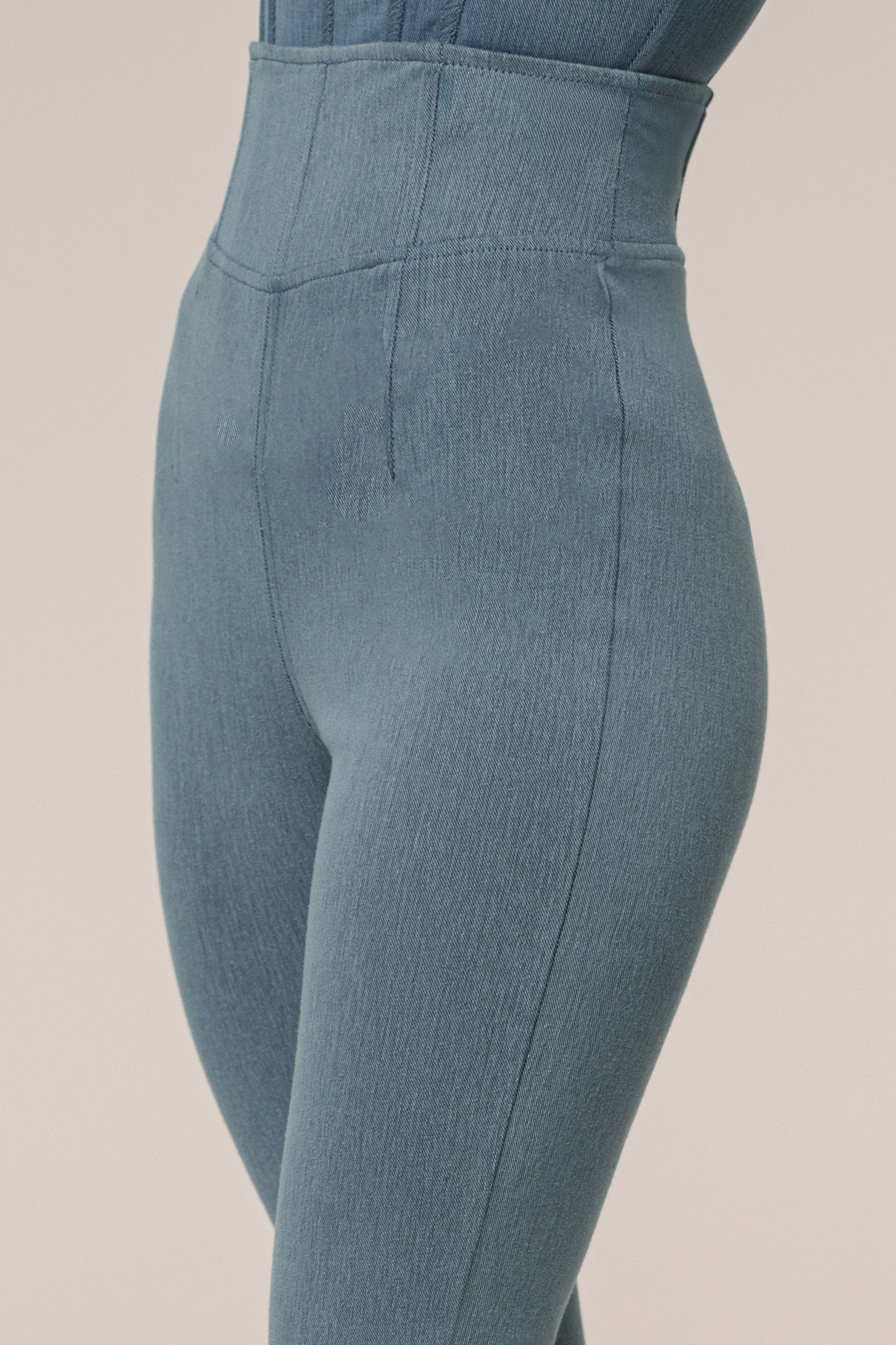 Medium Wash ALICE HIGH WAISTED JEANS - JLUXLABEL