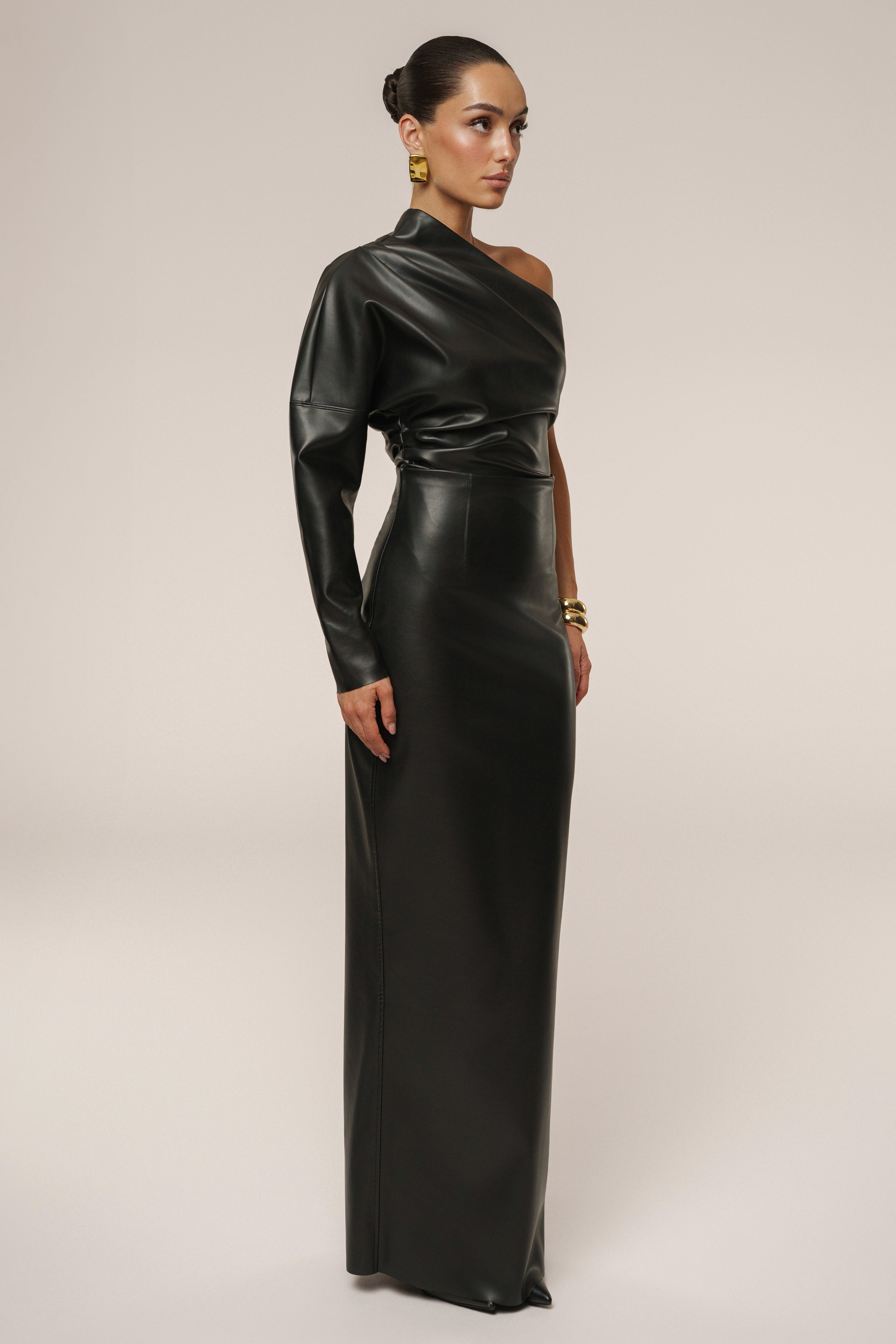 Black Demi One Shoulder Top - JLUXLABEL