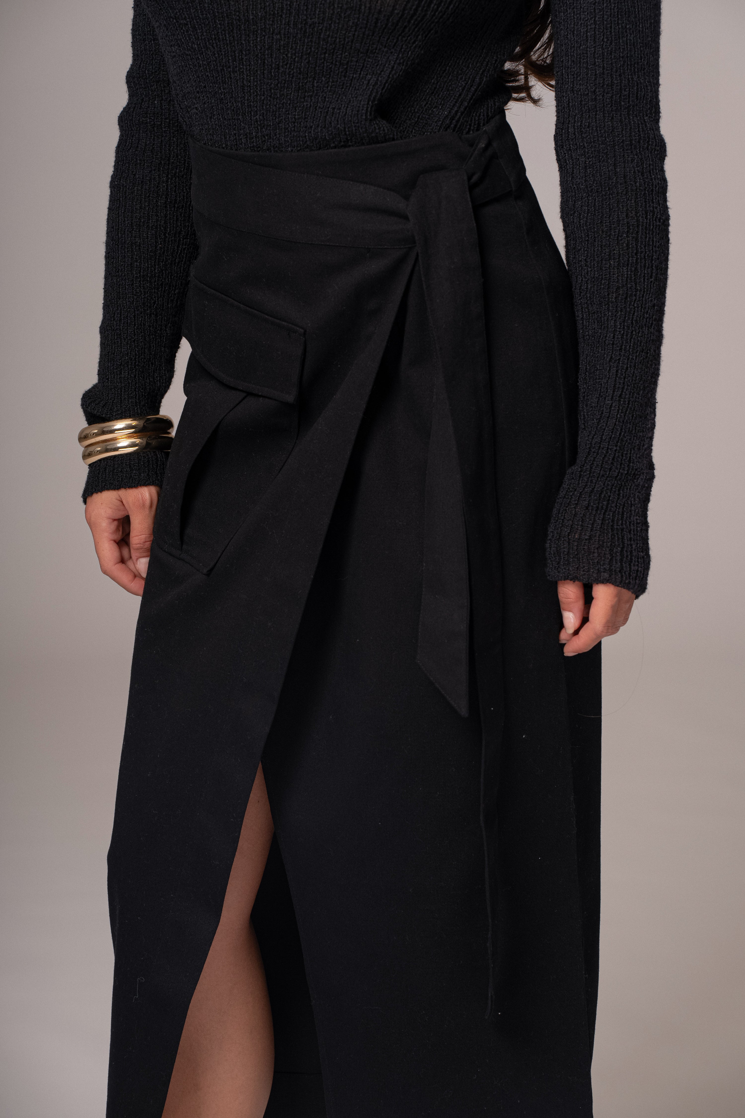 Black City Life Cargo Skirt - JLUXLABEL