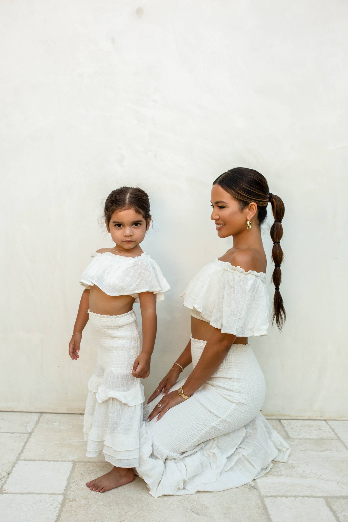 White Emily Girl'S Ruffled Skirt Set - JLUXLABEL