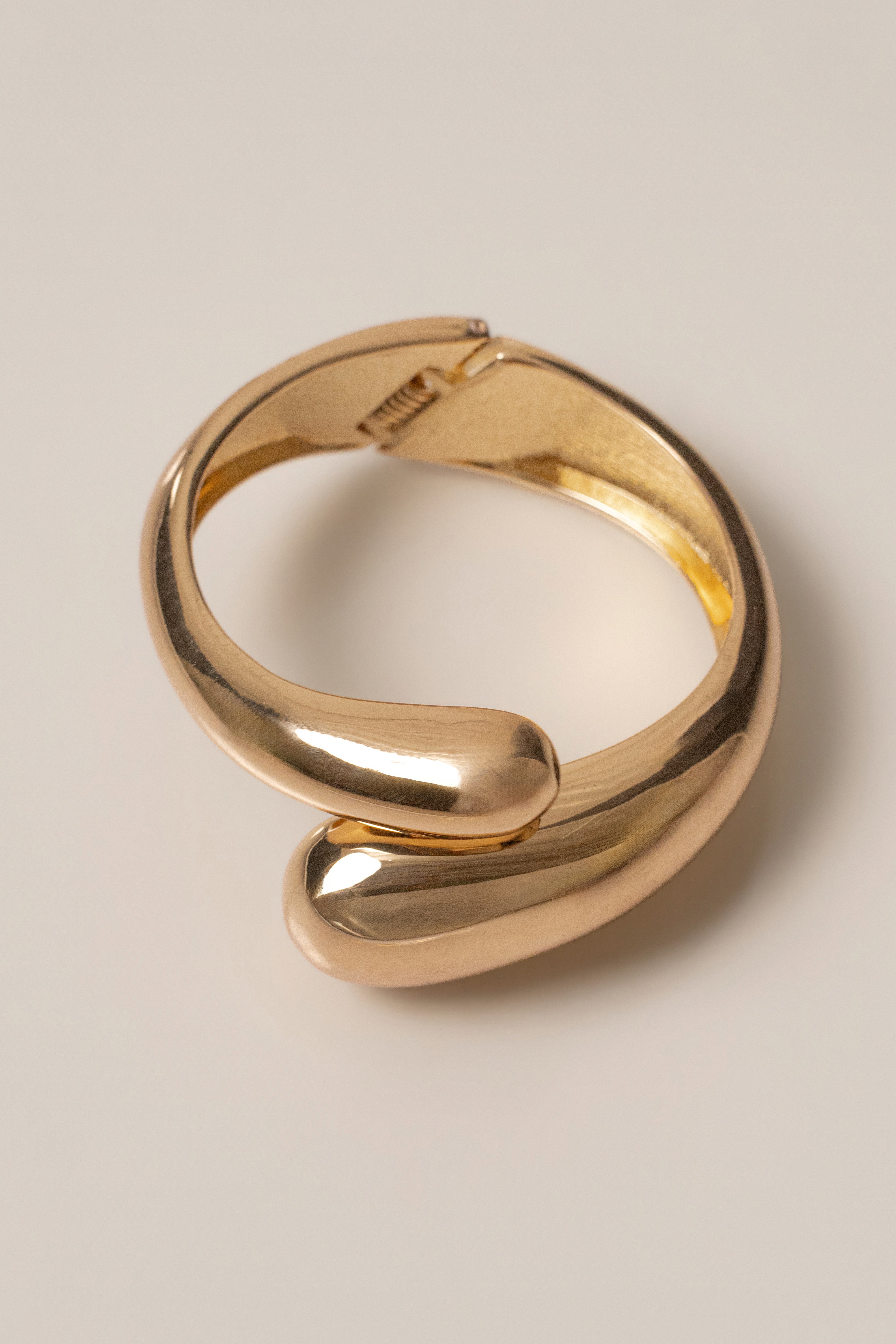 Gold Lori Hinge Bracelet - JLUXLABEL