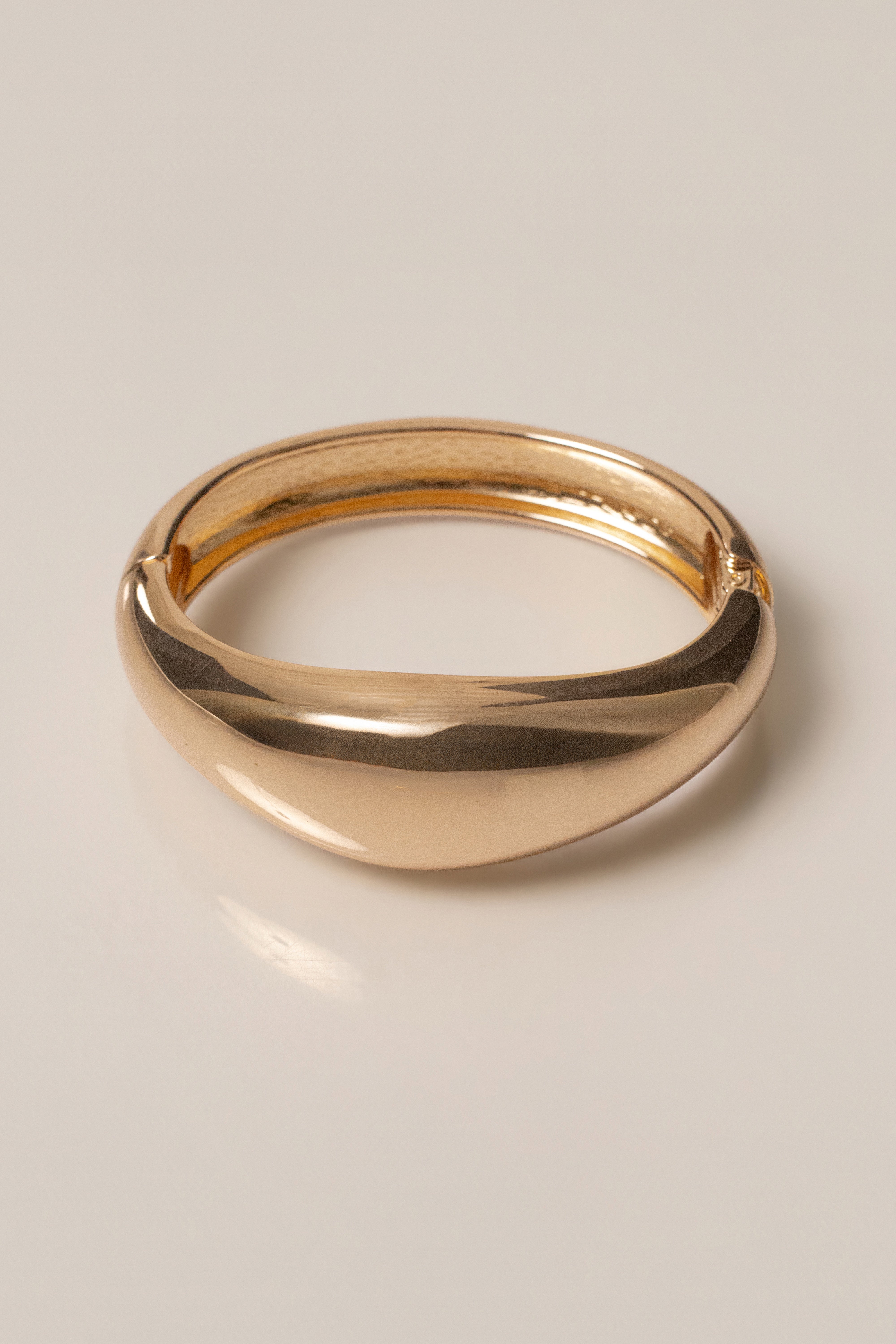 Gold Sabrina Hinge Bracelet - JLUXLABEL