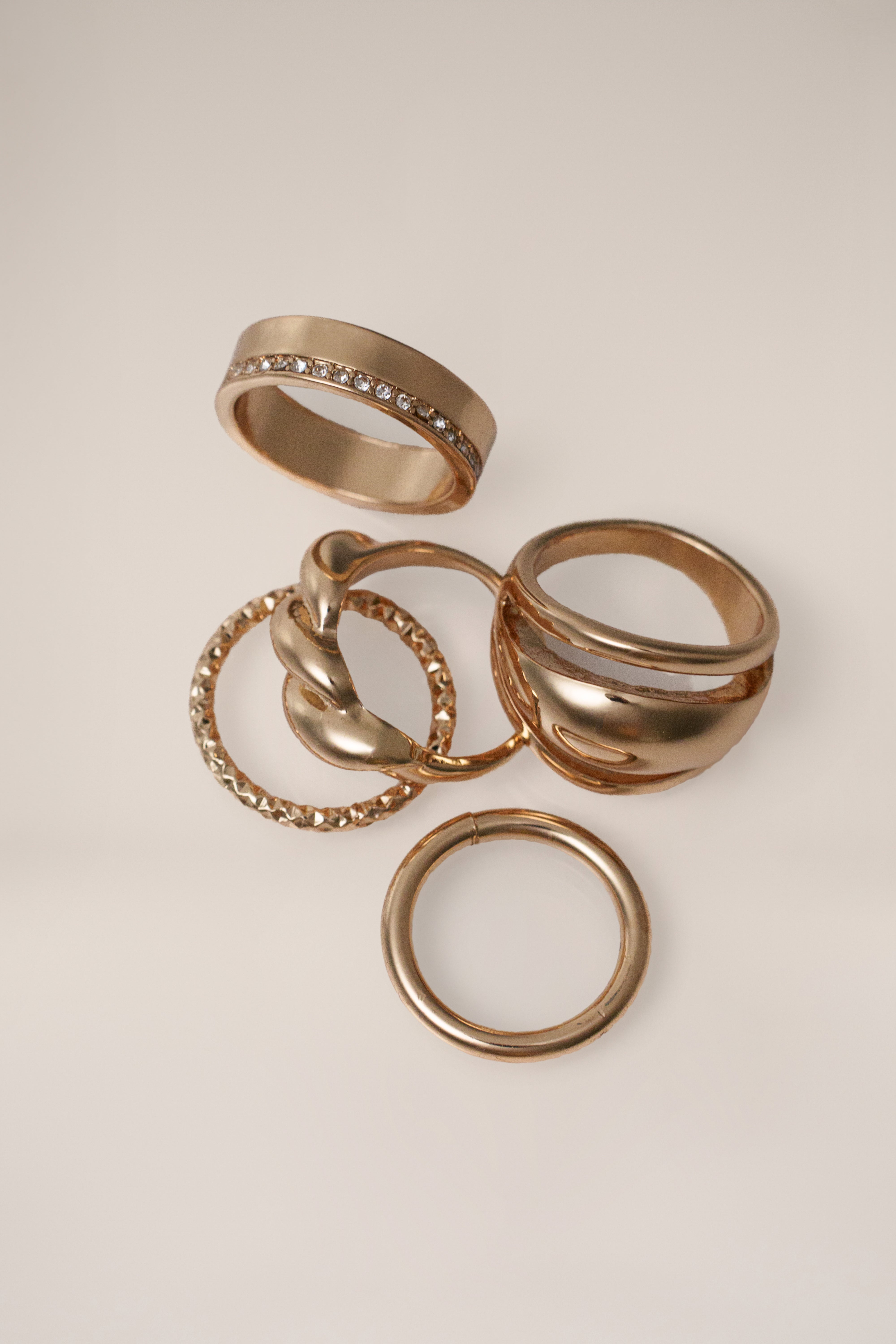 Gold Joanie Ring Set