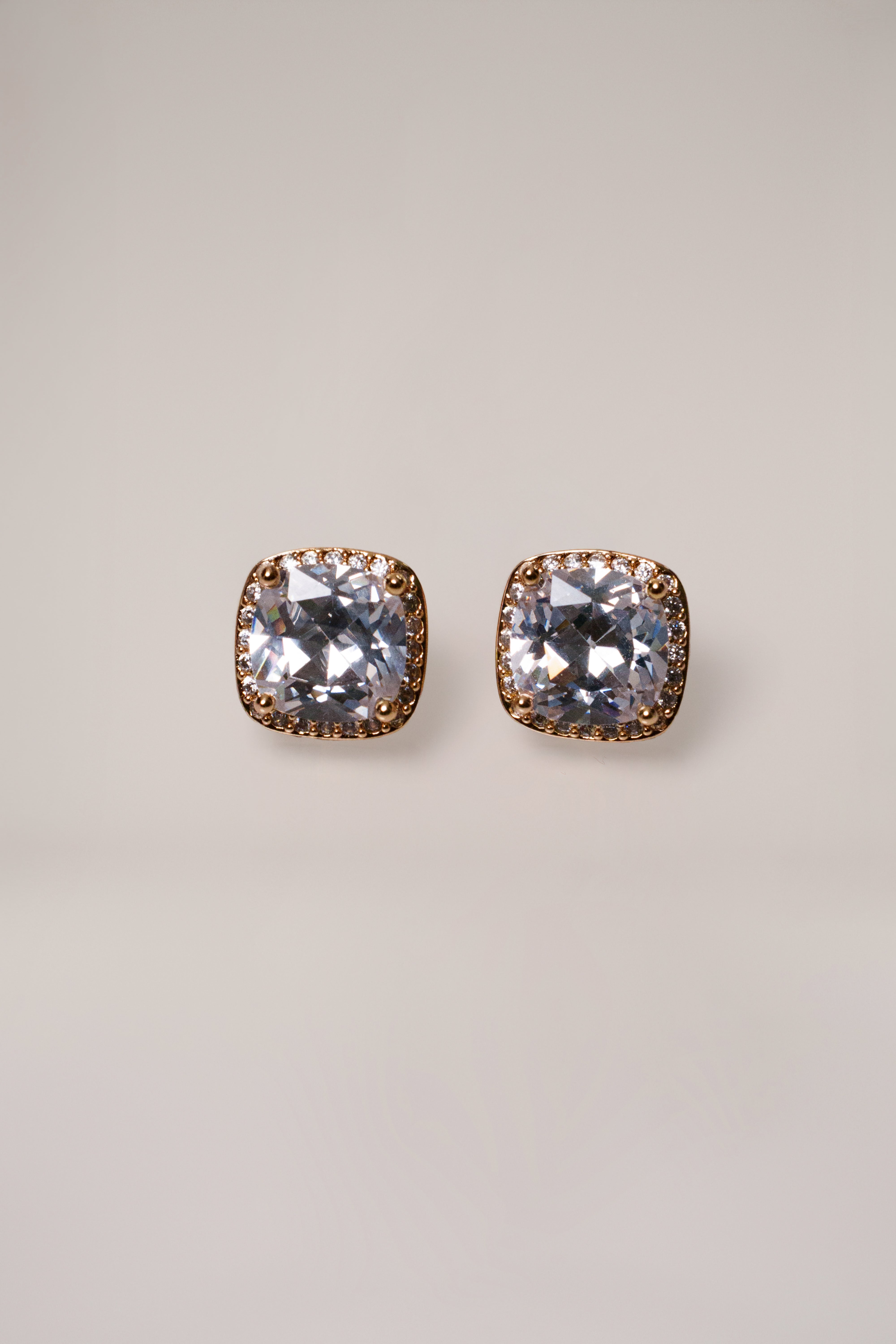 Gold Timeless Shine Stud Earrings