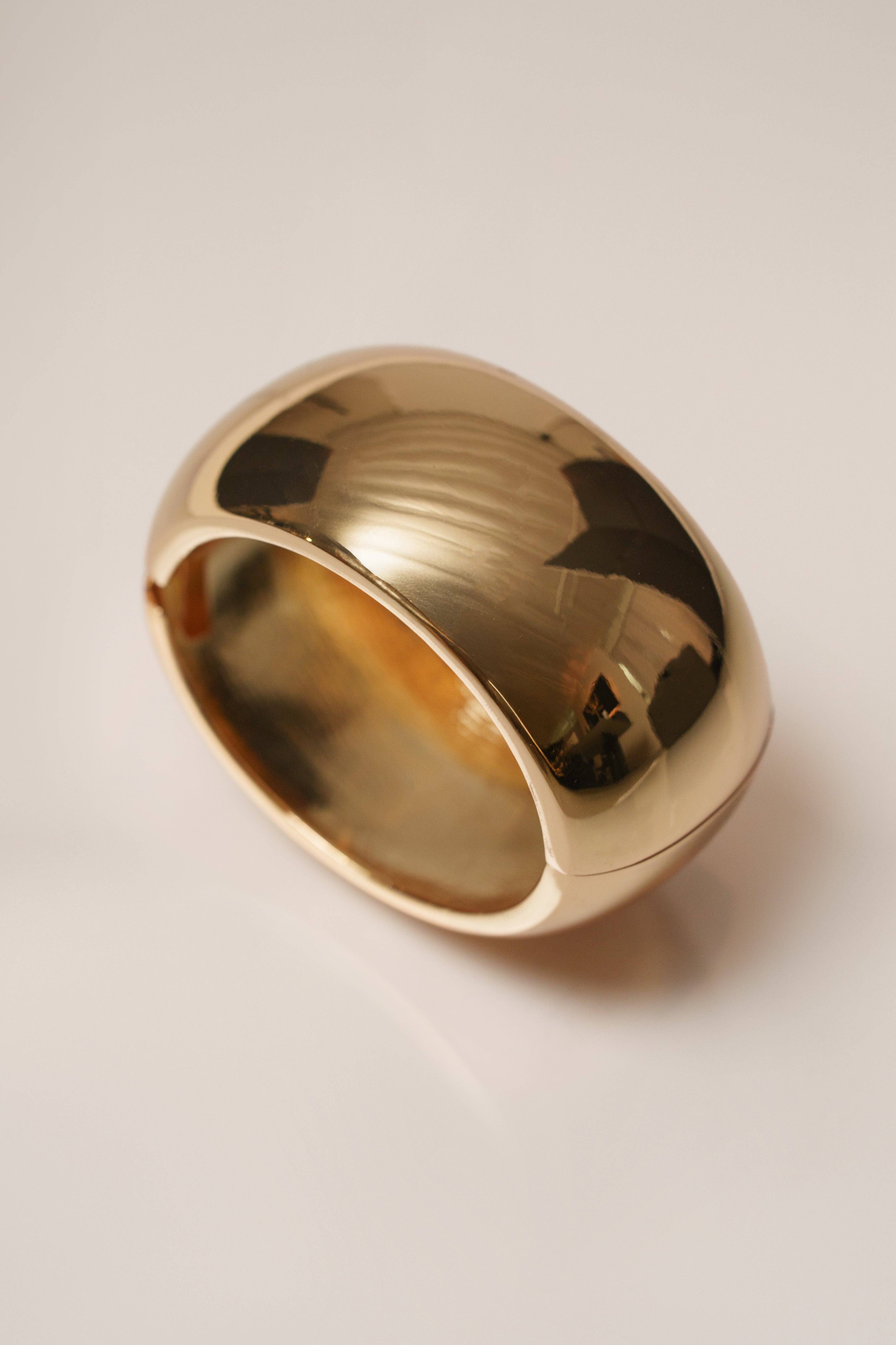 Gold Classic Shine Hinge Bracelet