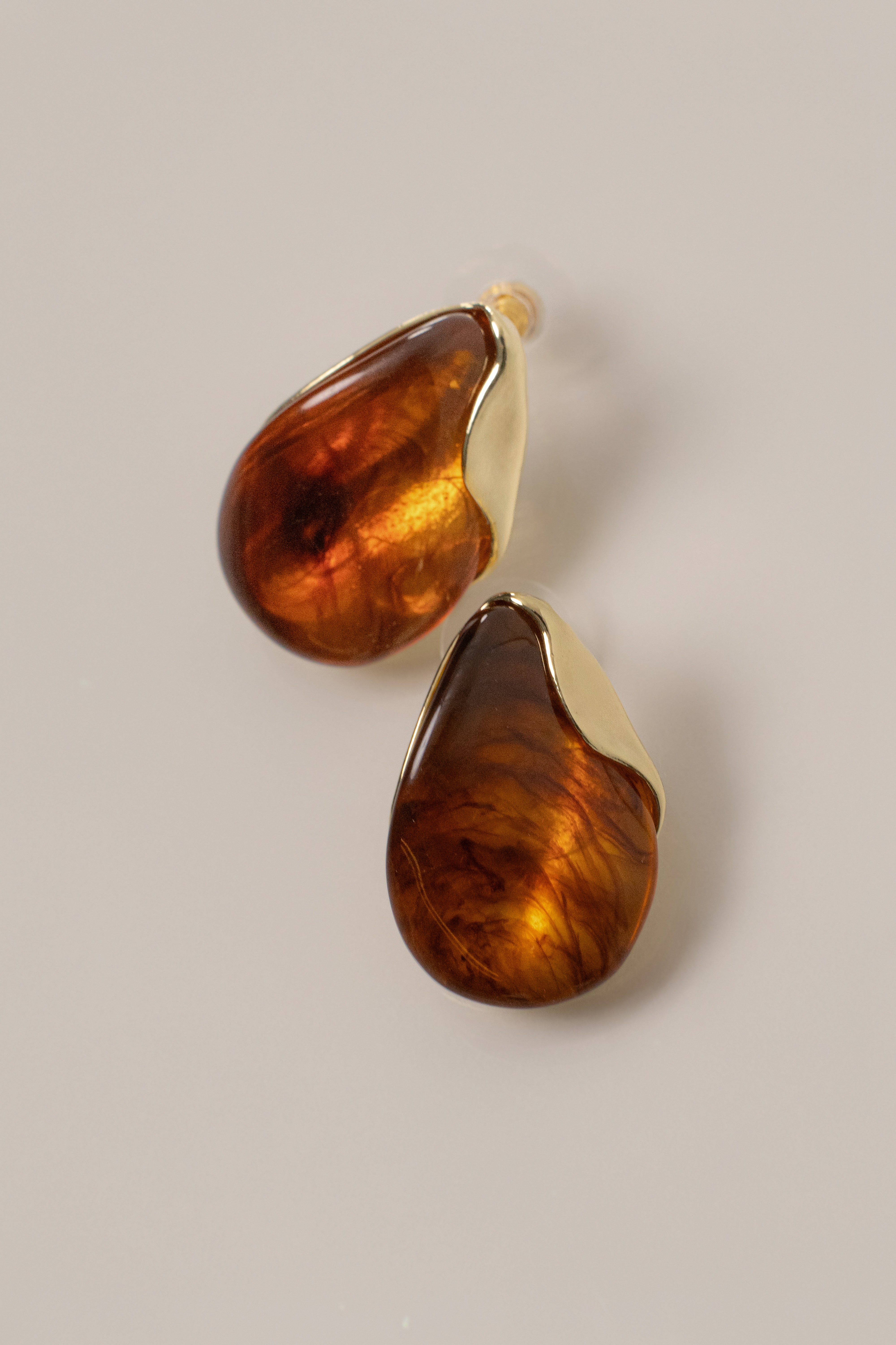 Brown Lyra Pearl Earring - JLUXLABEL