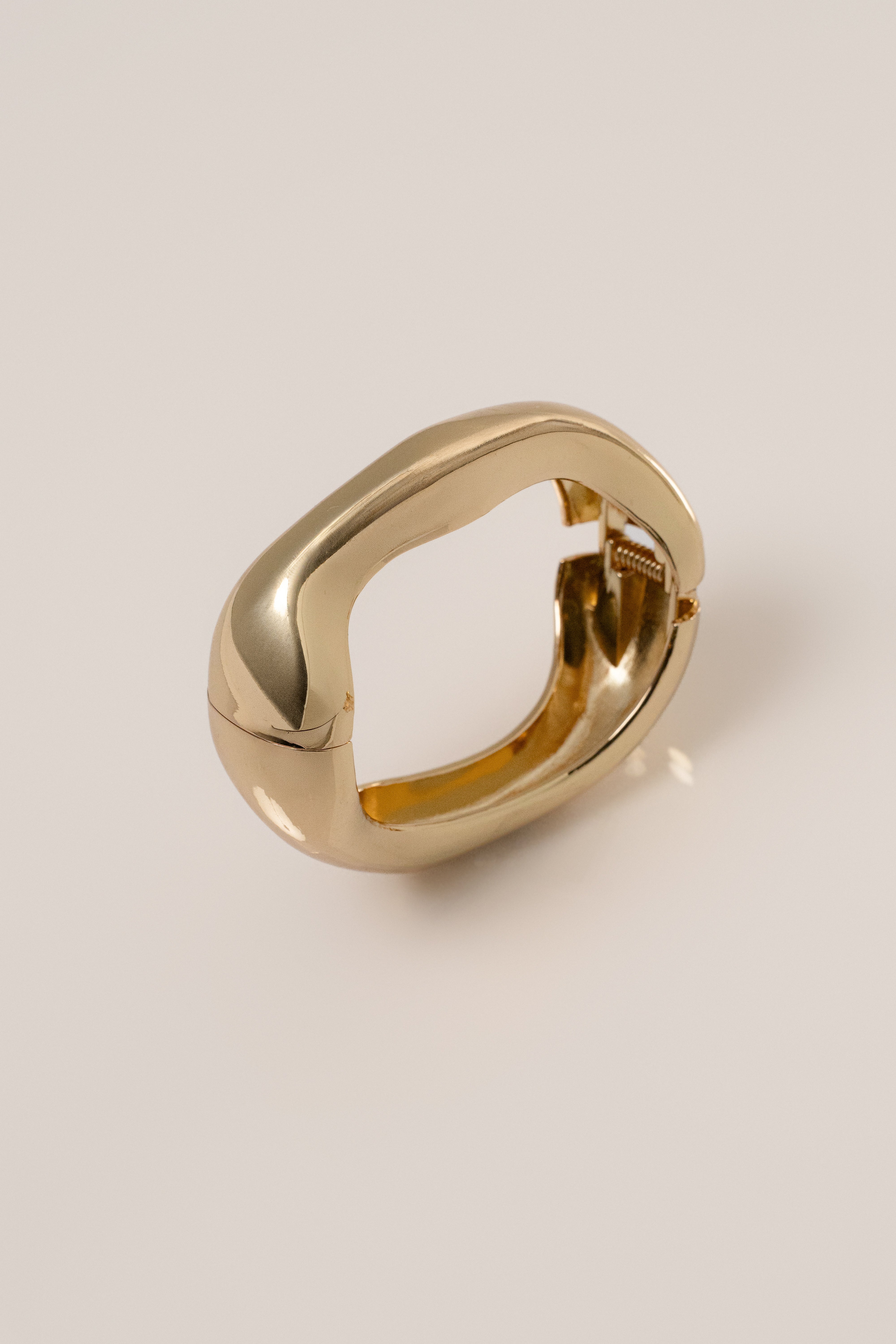 Gold Iva Hinge Bracelet - JLUXLABEL