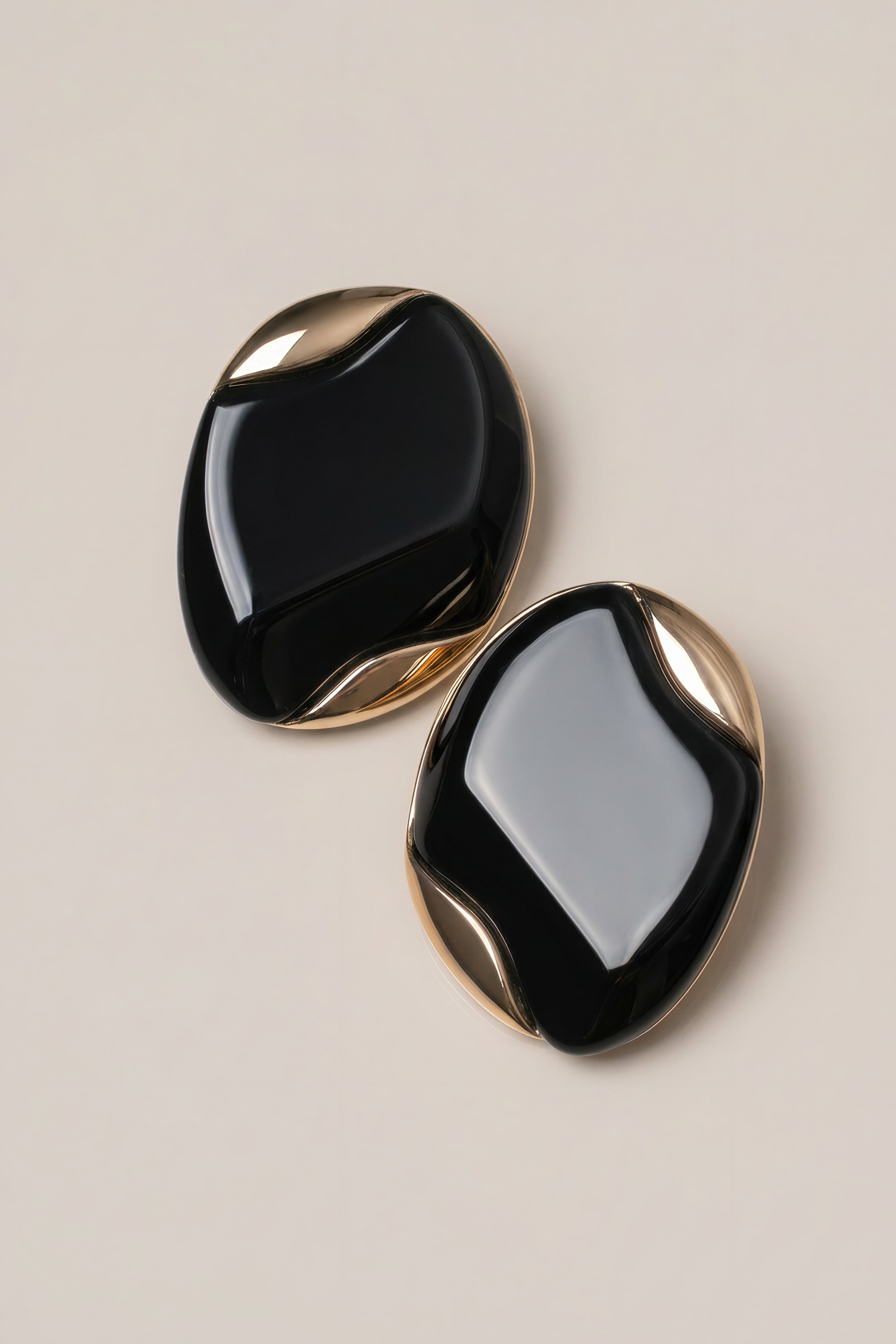 Gold Kienna Sculpted Earrings