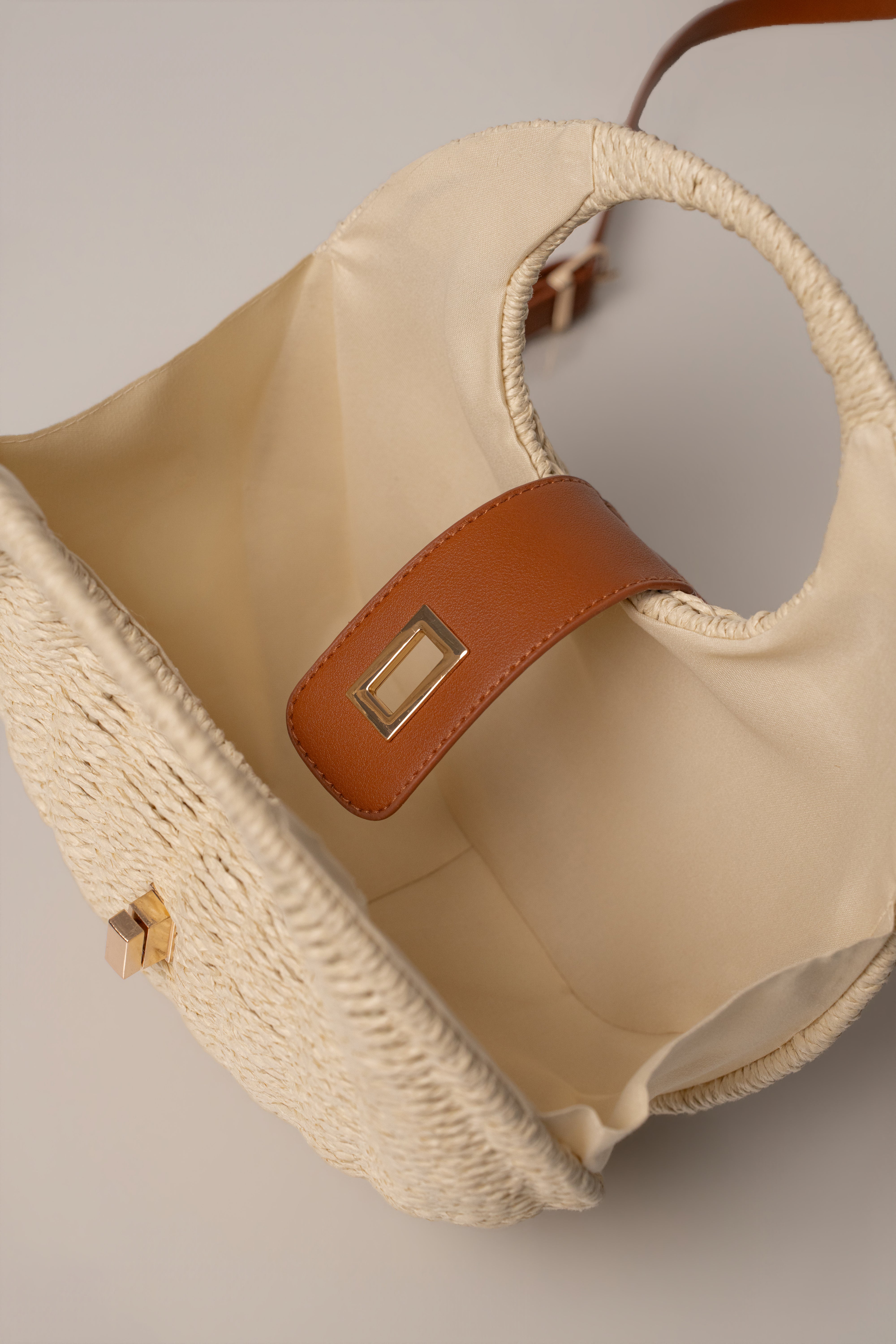 Beige Coastal Escape Handbag