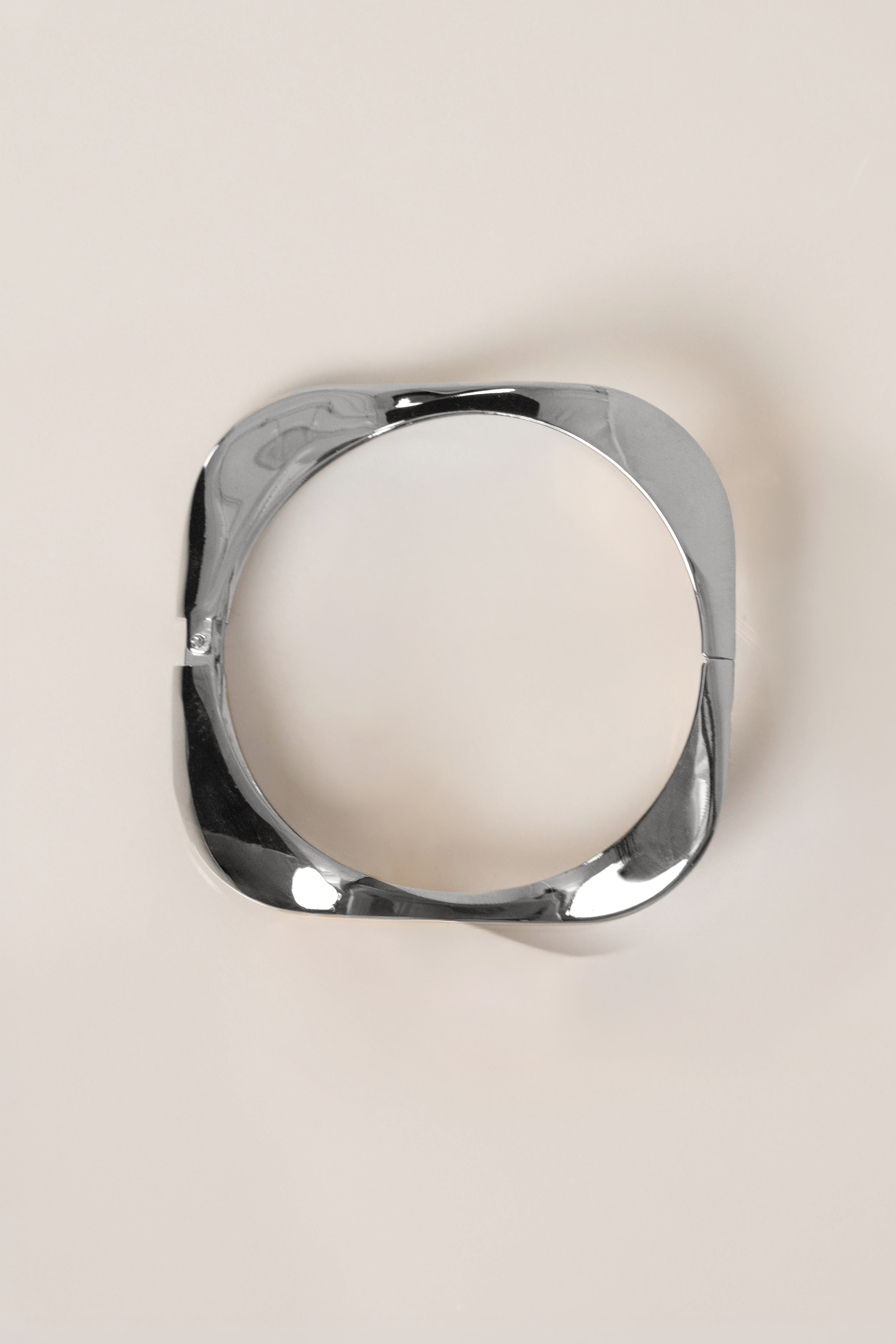 Silver Wavy Hinge Bracelet - JLUXLABEL