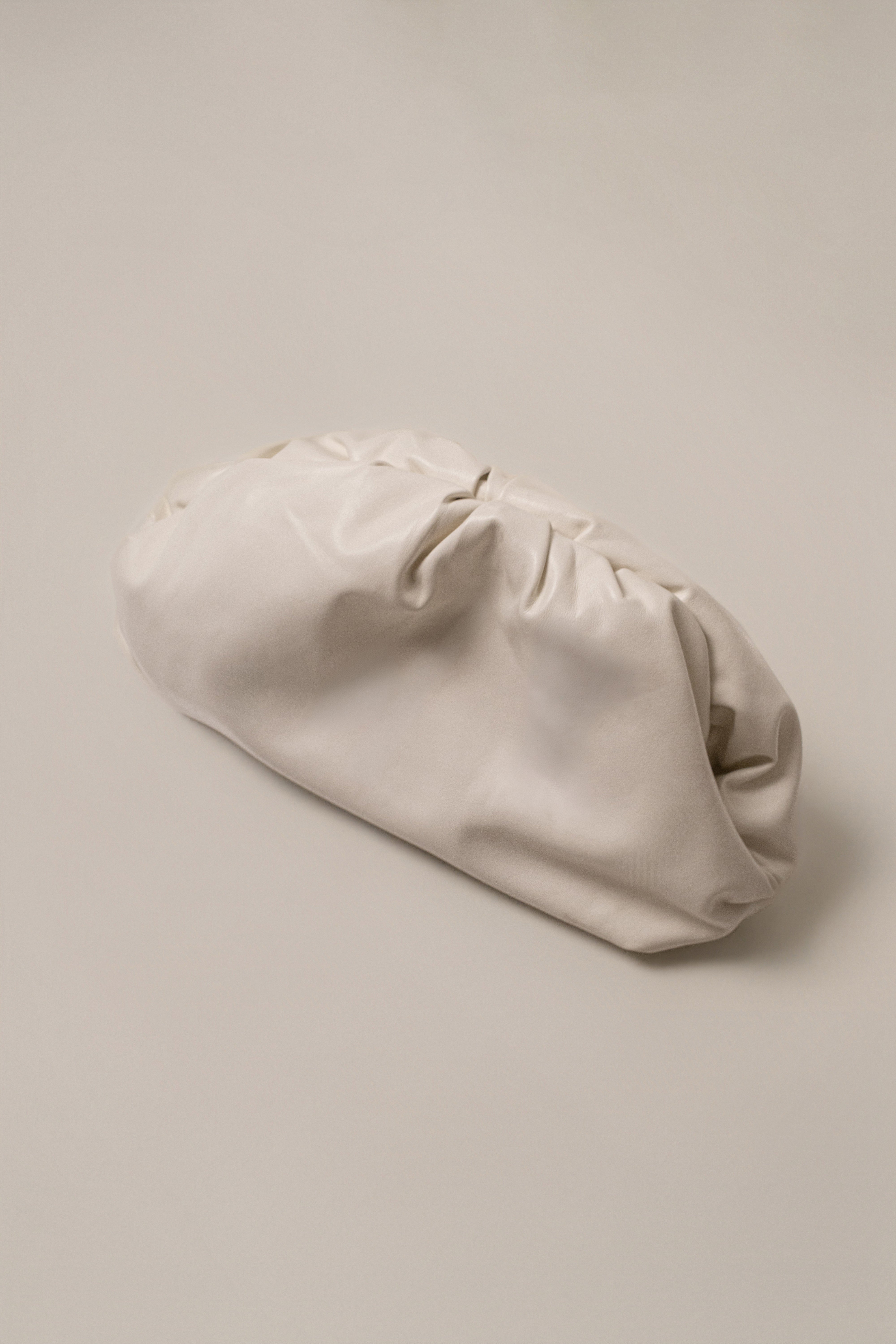 White Signature Cloud Bag - JLUXLABEL