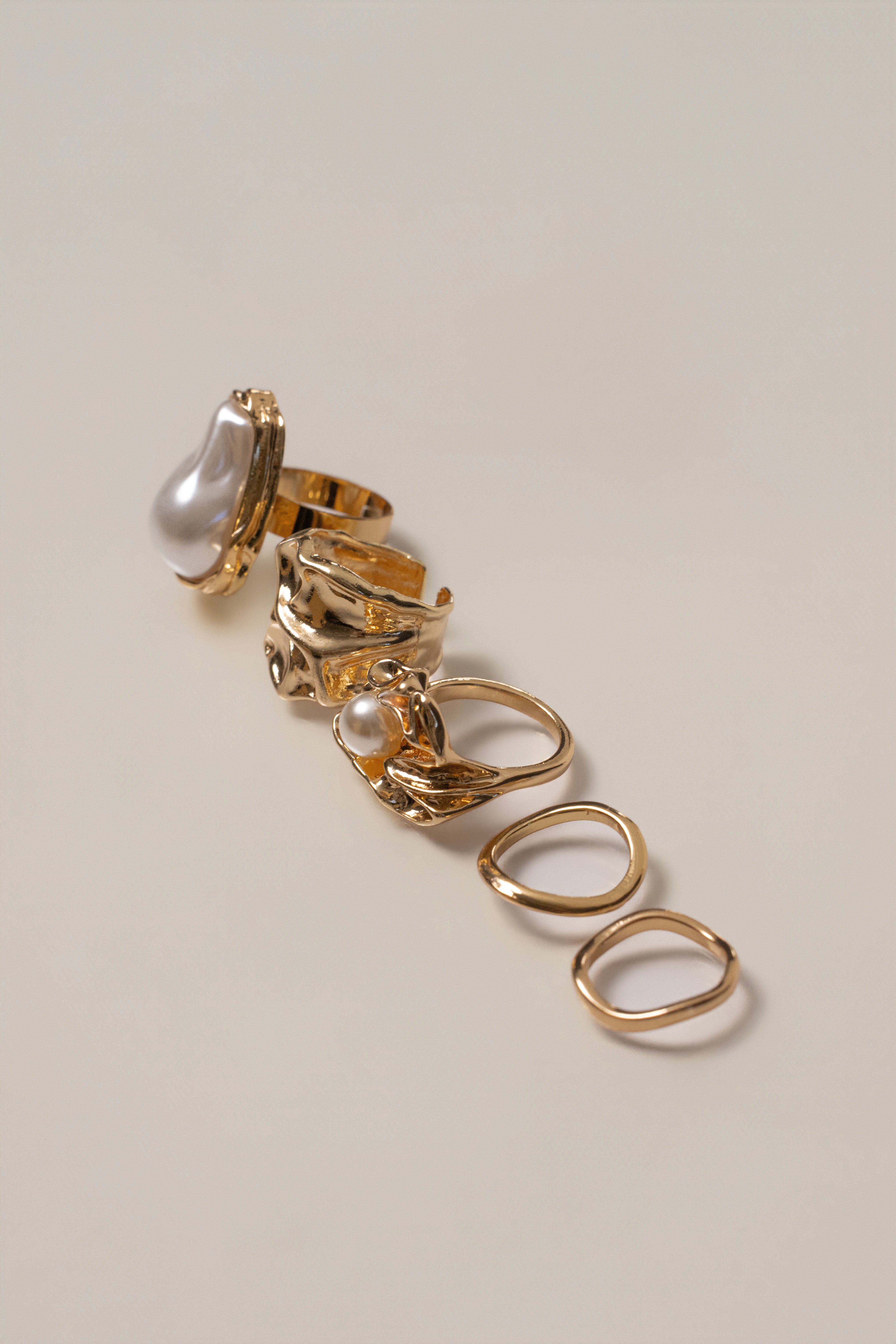 Gold Sea Treasures Ring Set - JLUXLABEL