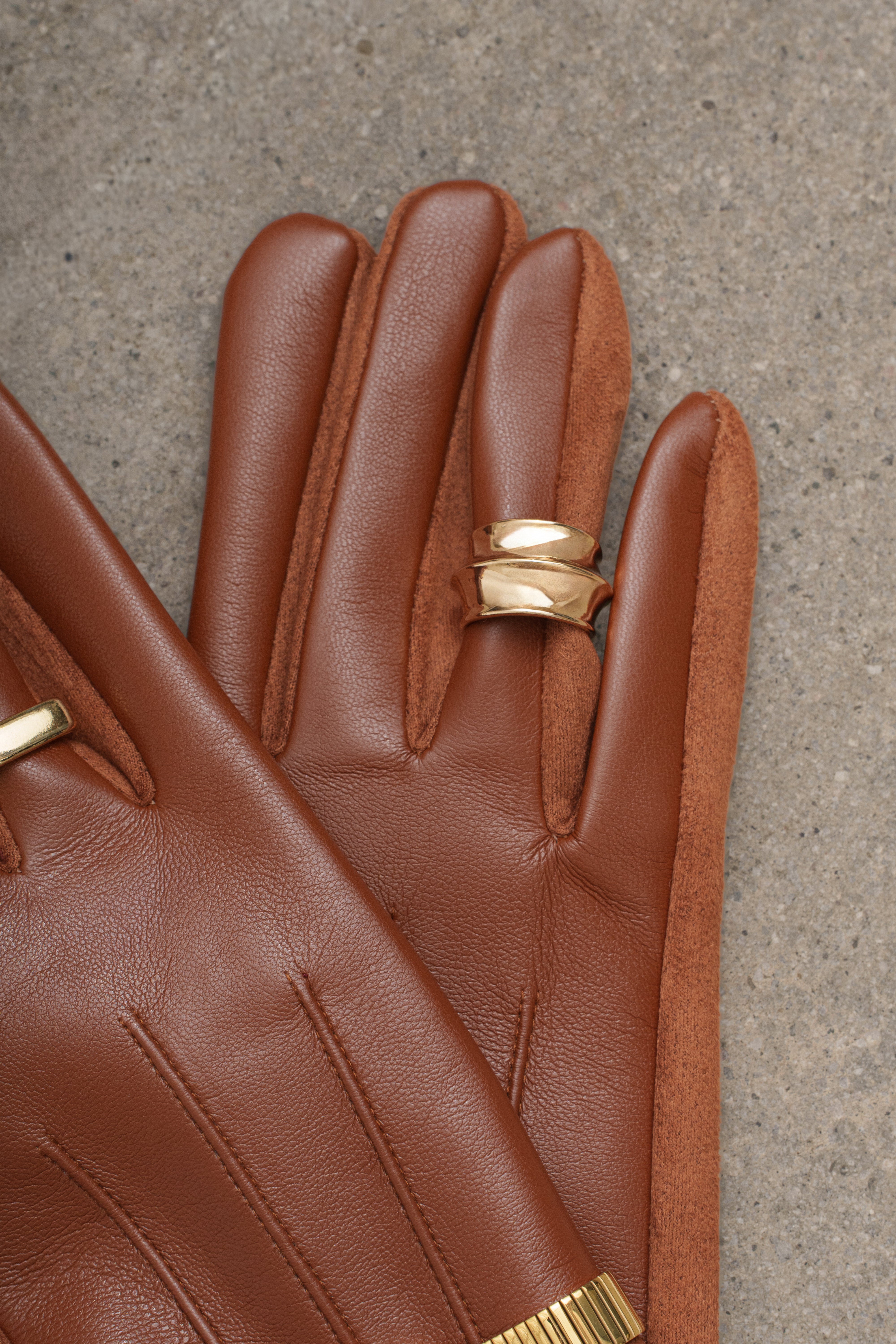 Gold Eve Sculpted Ring